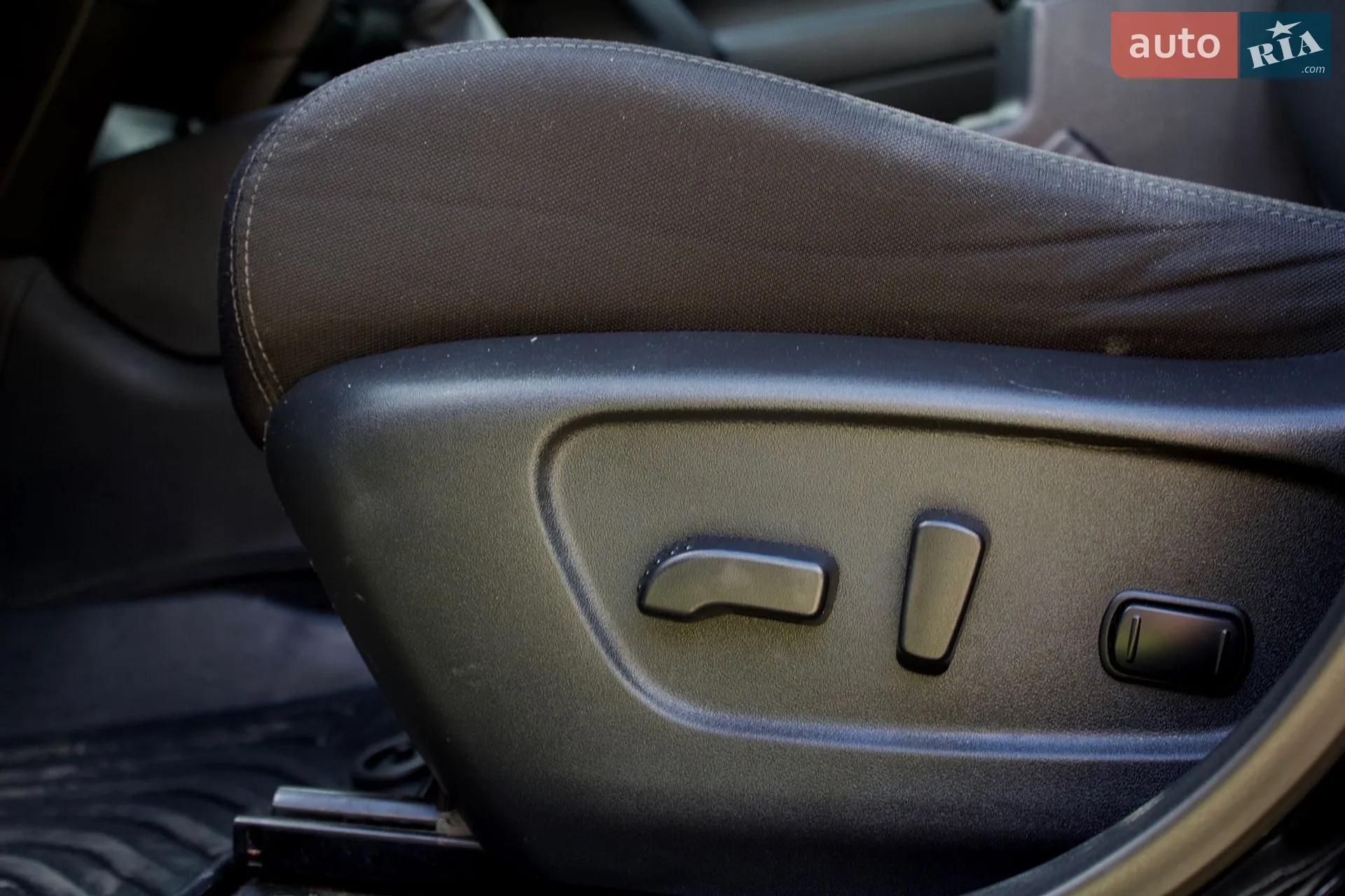2019 Nissan Rogue - мініатюра 25