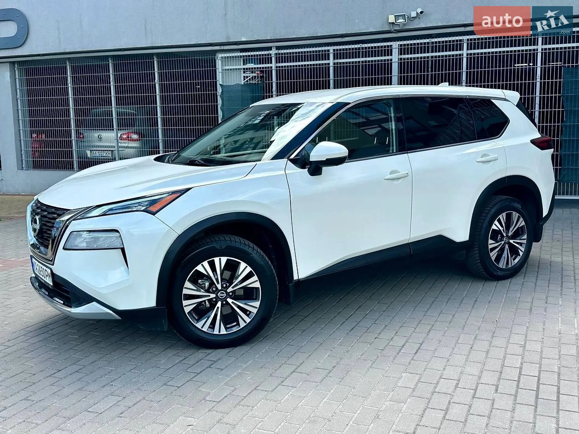2021 Nissan Rogue - мініатюра 15