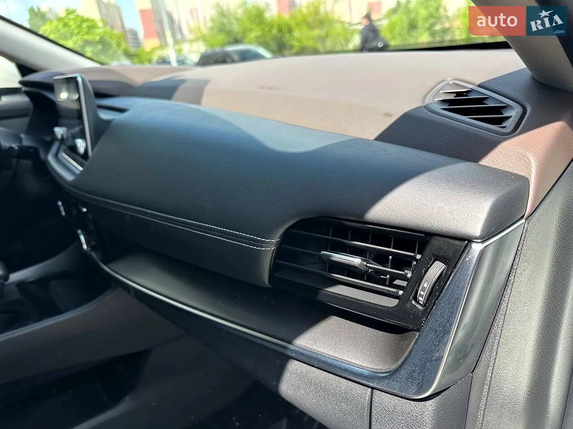2021 Nissan Rogue - мініатюра 37