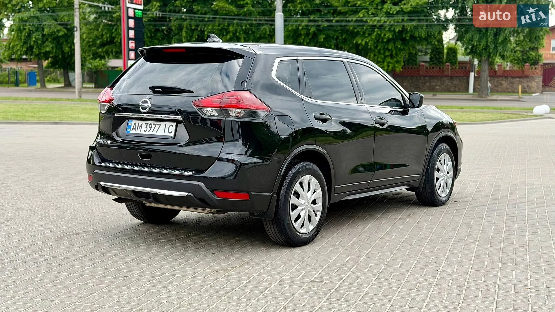 2018 Nissan Rogue - мініатюра 10