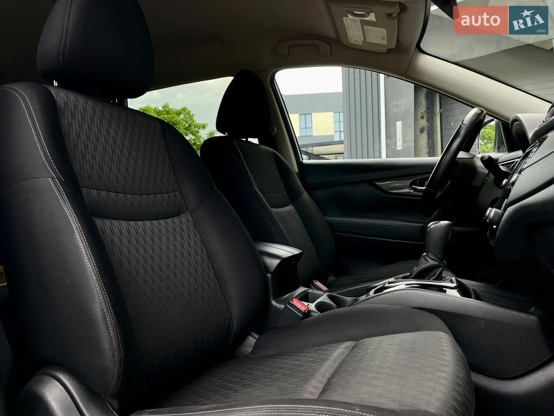 2018 Nissan Rogue - мініатюра 12