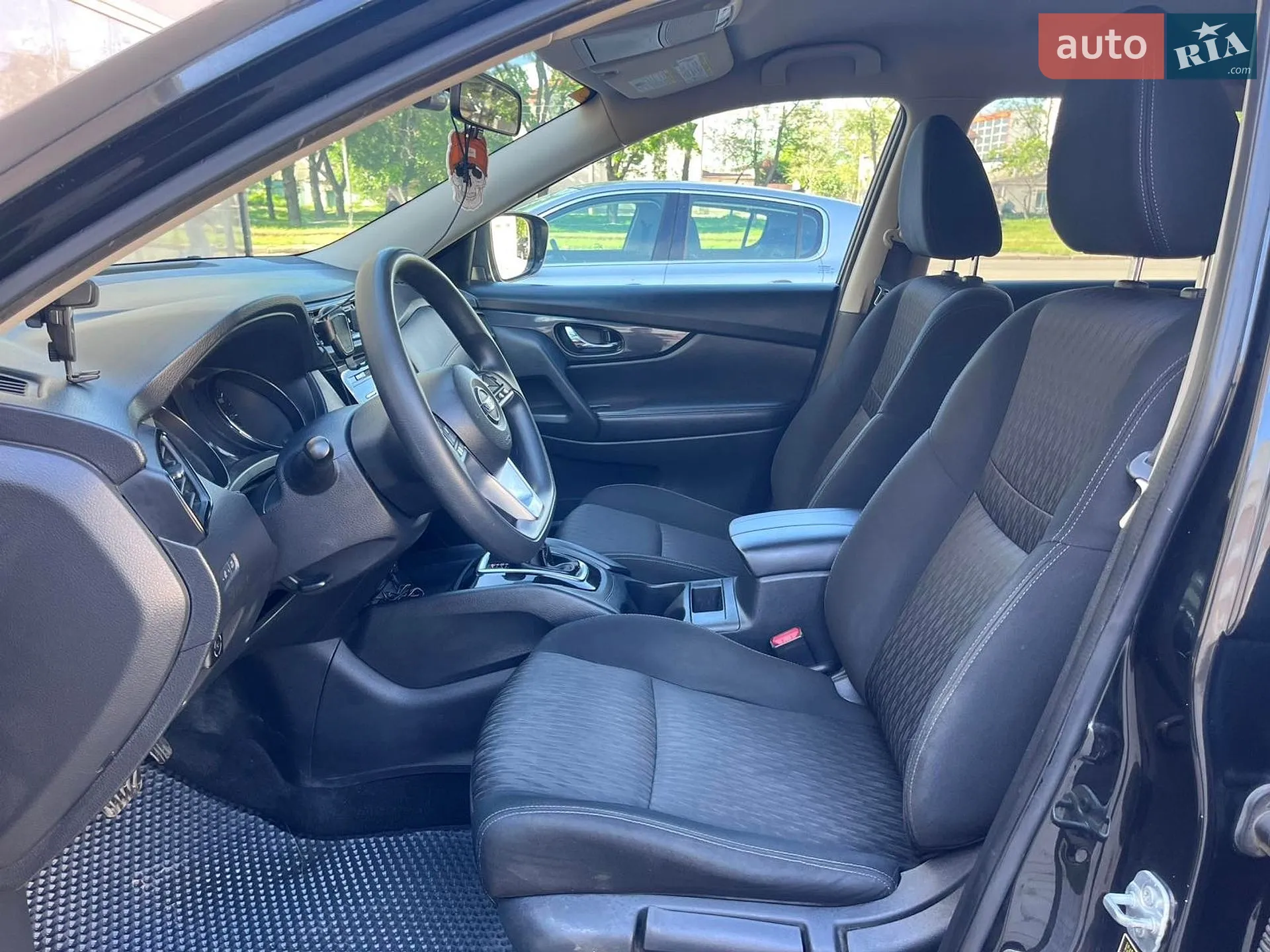 2016 Nissan Rogue - мініатюра 17