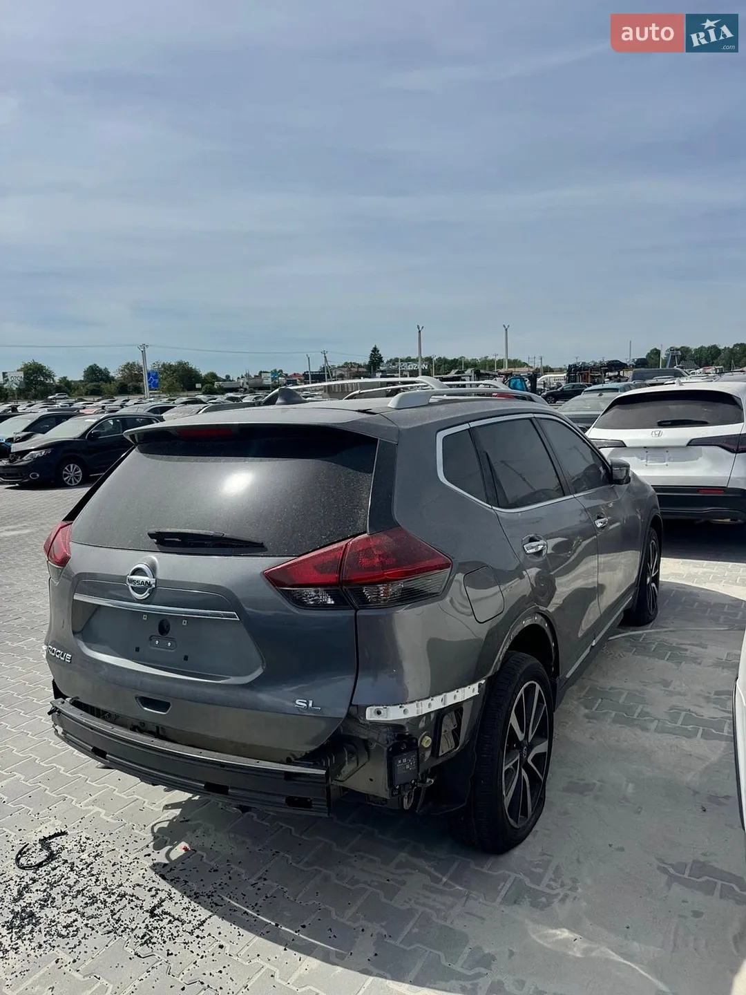 2019 Nissan Rogue - мініатюра 14