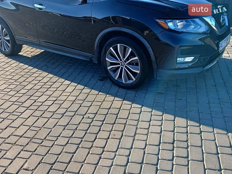 Nissan Rogue 2018 VIN KNMAT2MTXJP571886 фото оголошення 4 з 66