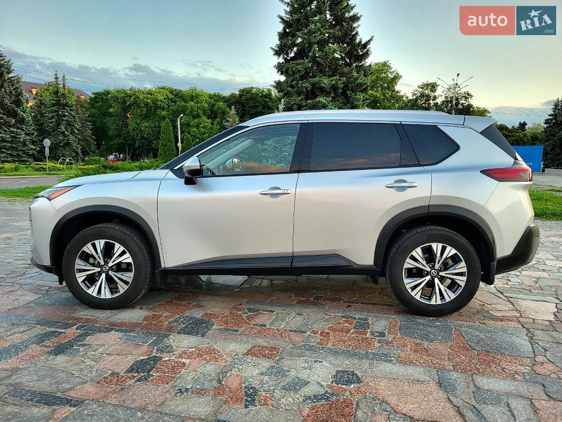 2021 Nissan Rogue - мініатюра 7