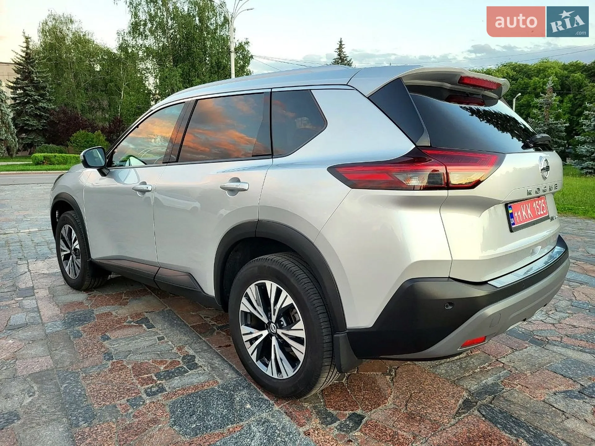 2021 Nissan Rogue - мініатюра 10