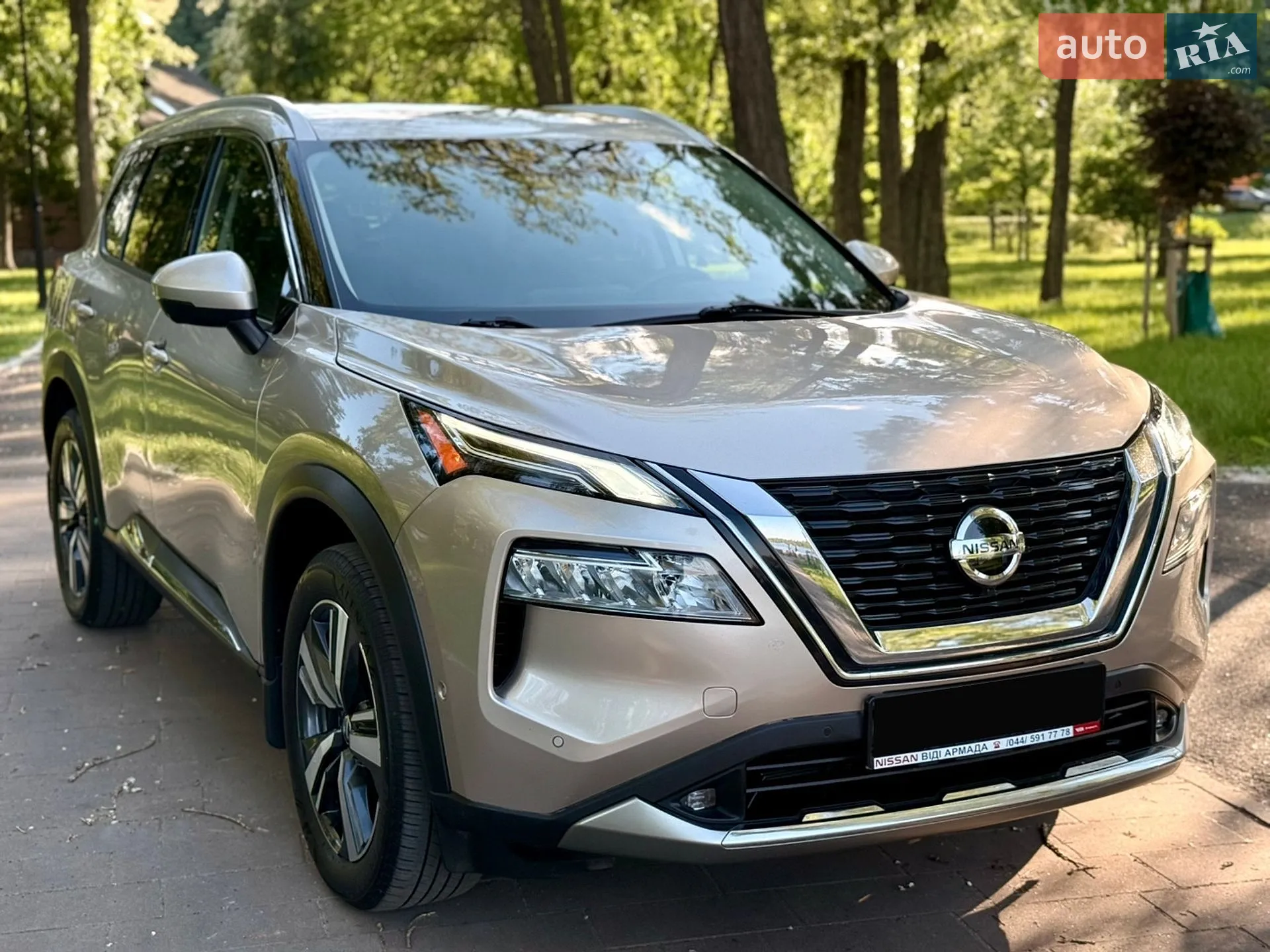2021 Nissan Rogue - мініатюра 10