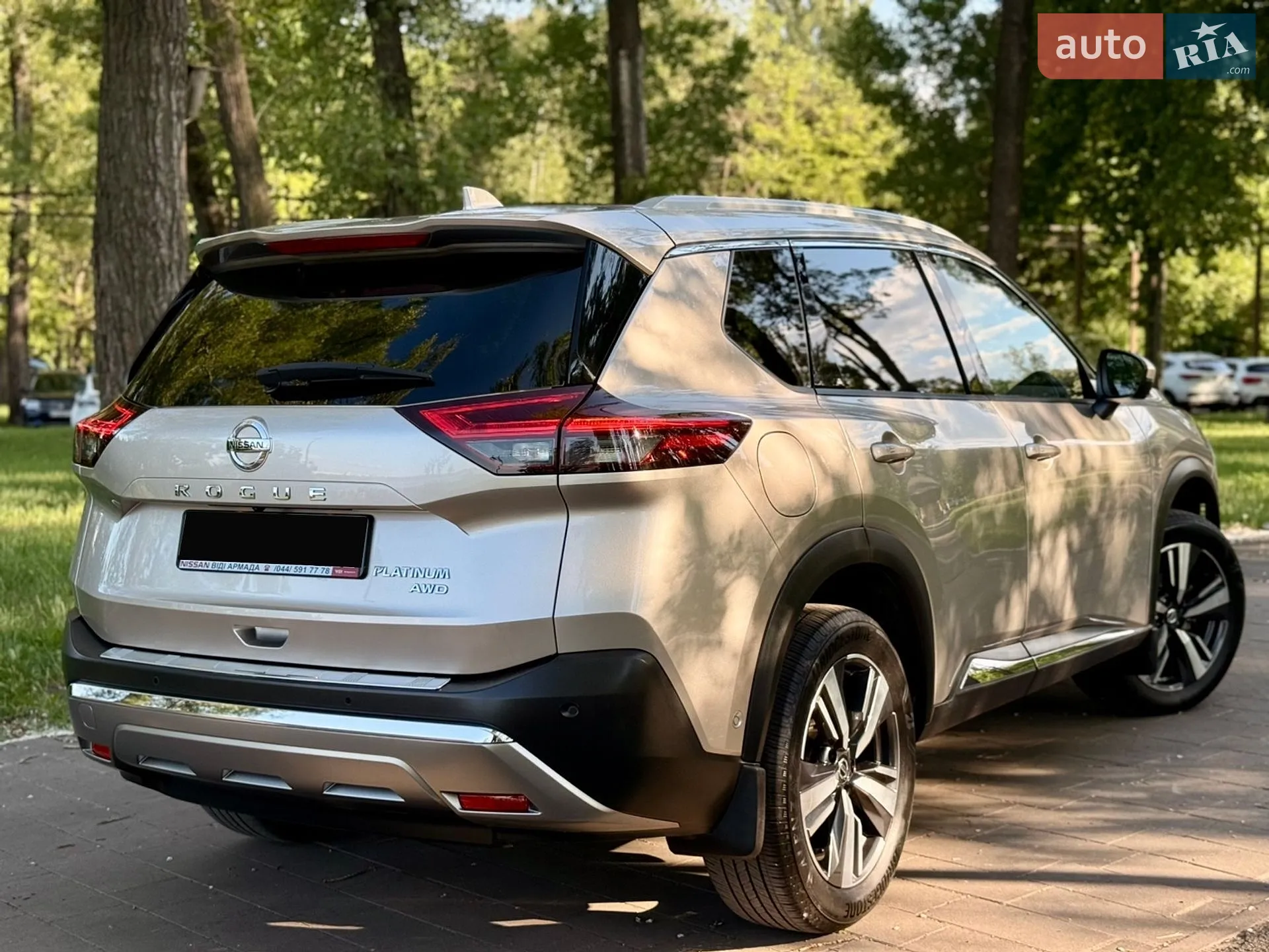 2021 Nissan Rogue - мініатюра 16