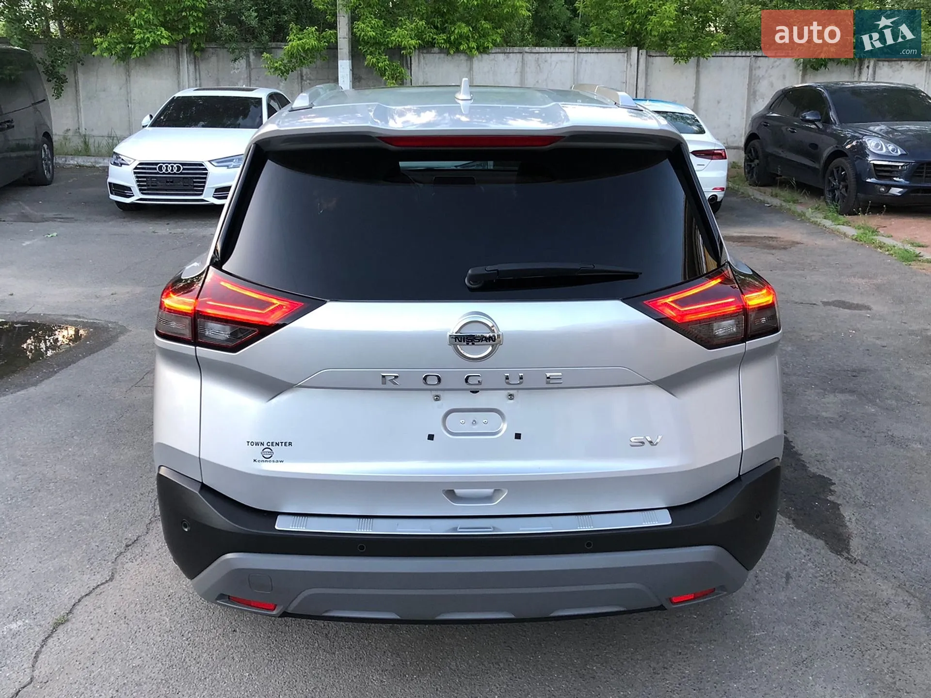 2021 Nissan Rogue - мініатюра 2