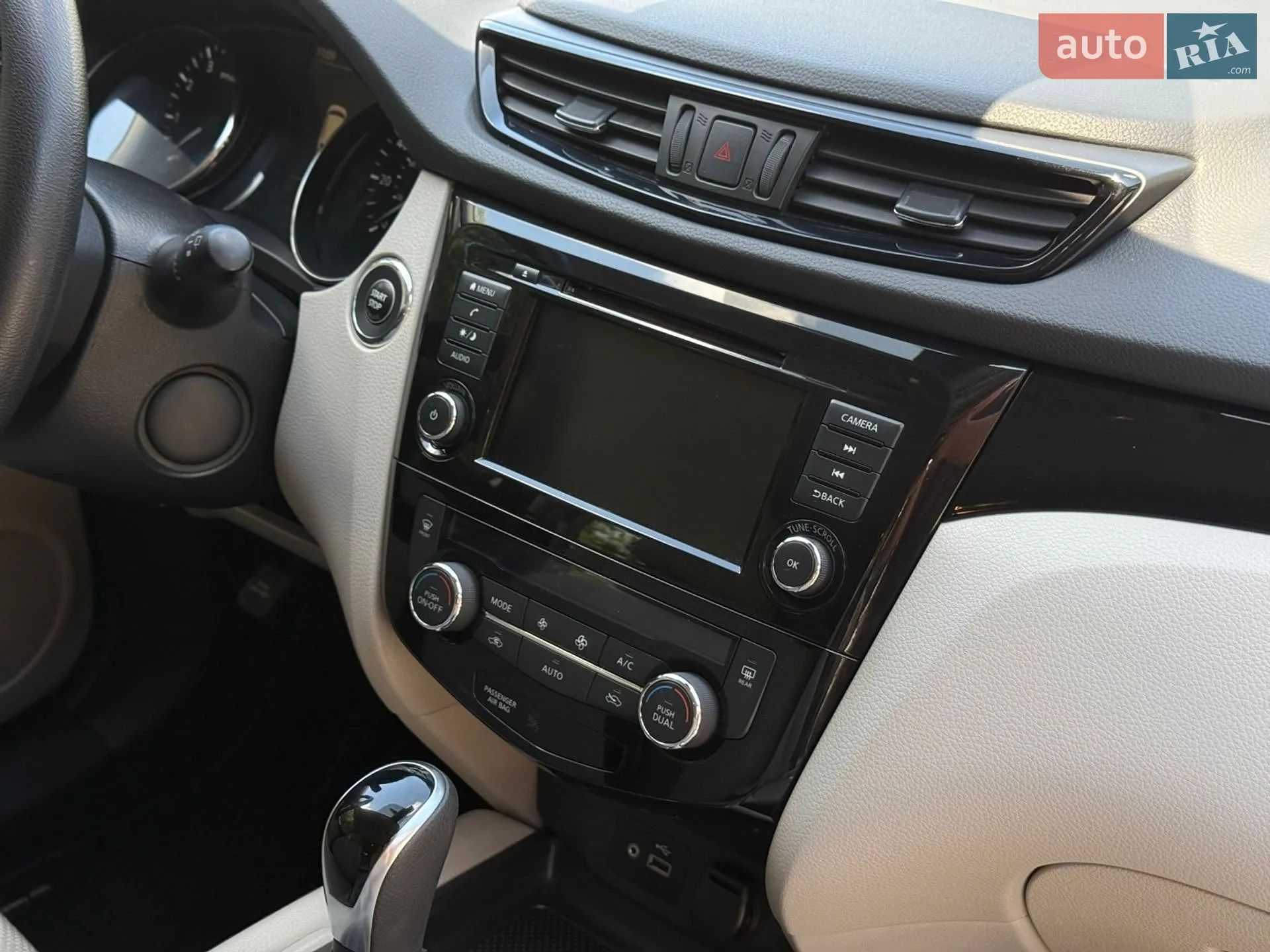2019 Nissan Rogue - мініатюра 12