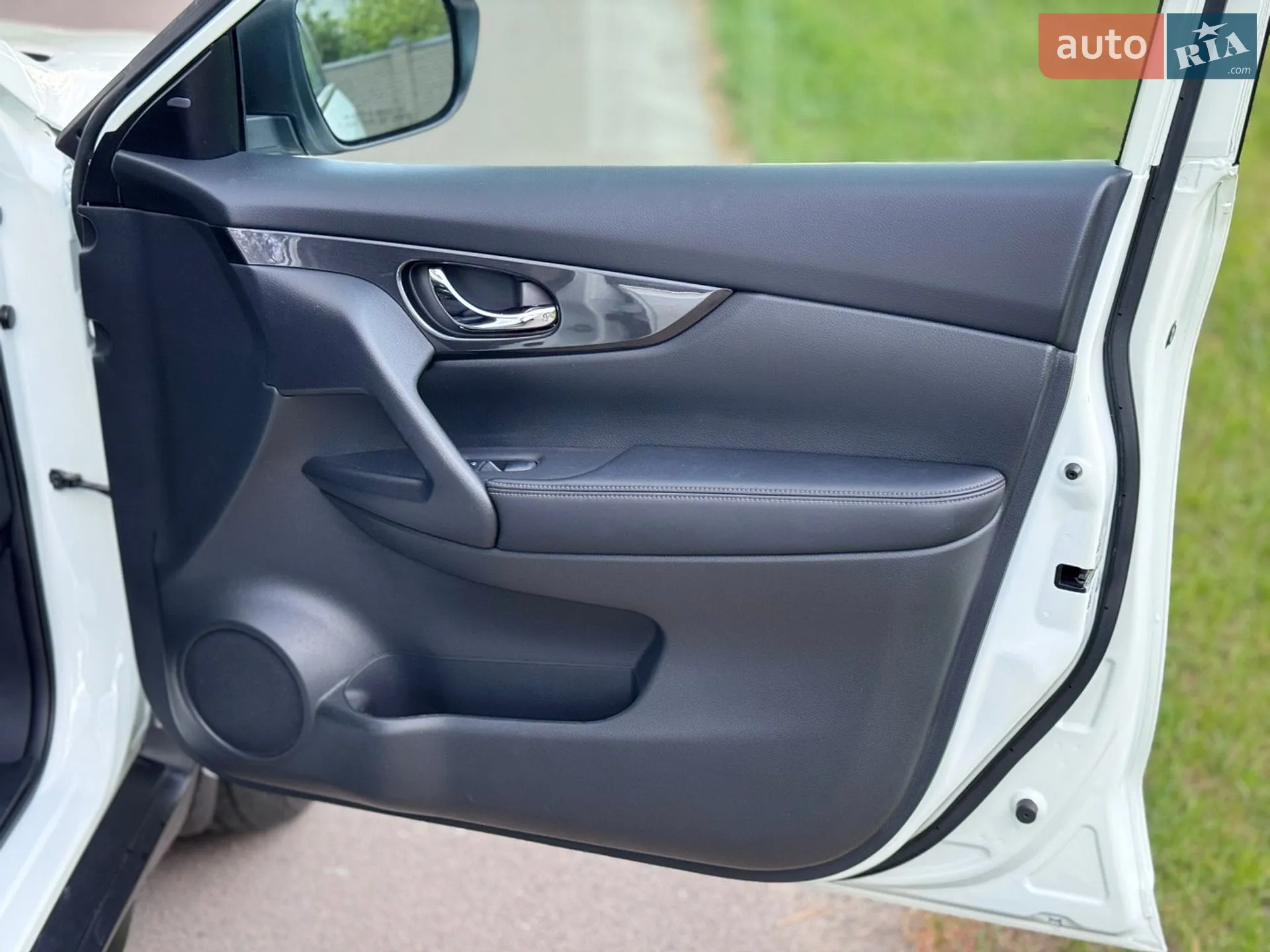 2017 Nissan Rogue - мініатюра 37