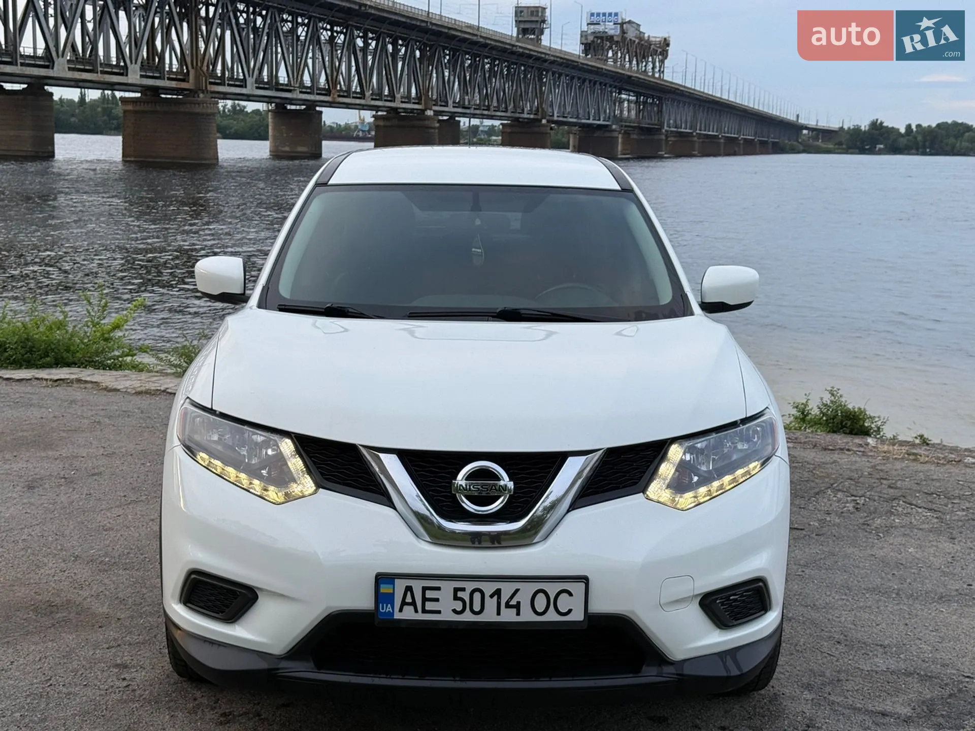 2016 Nissan Rogue - мініатюра 2