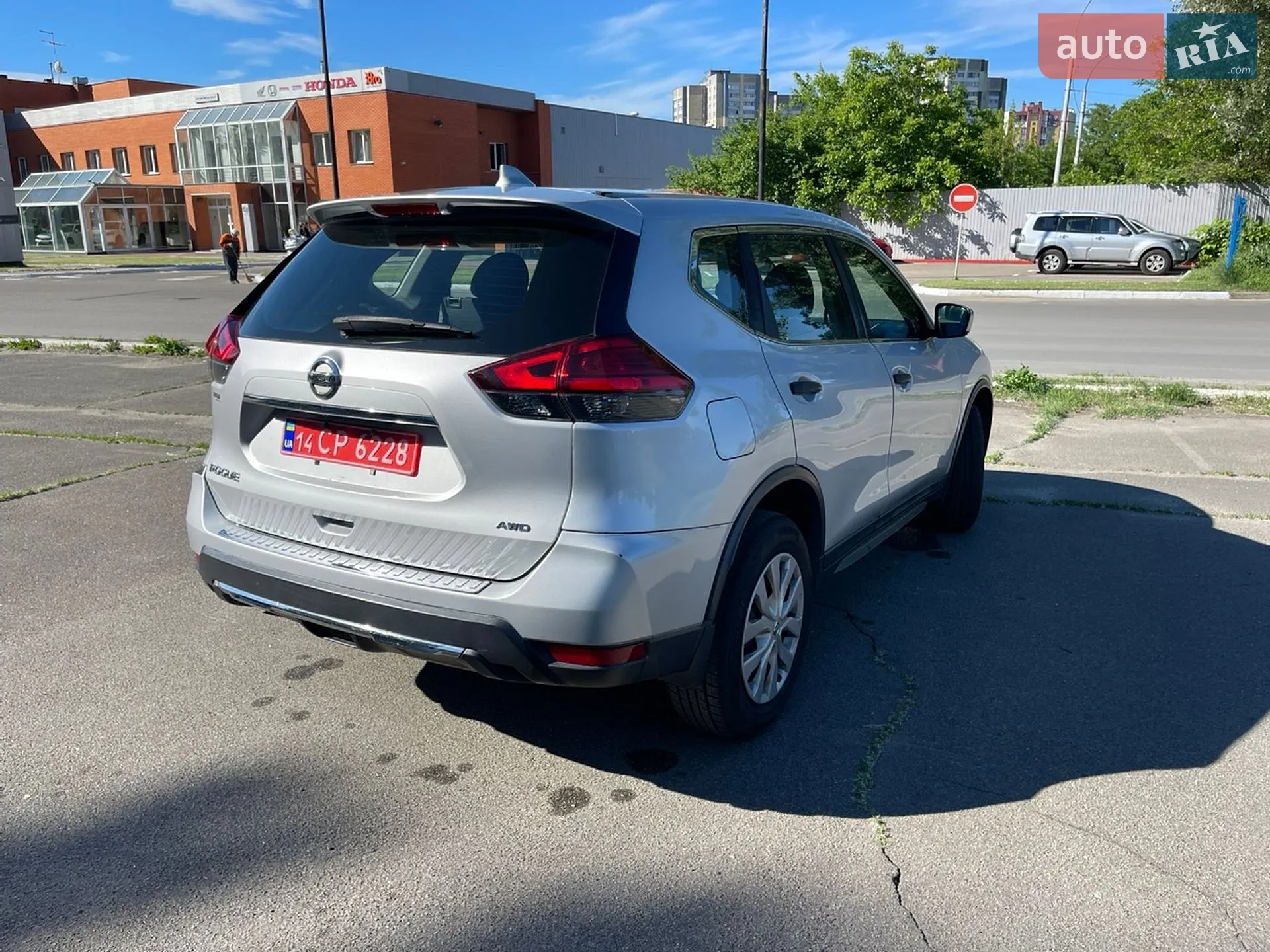 2017 Nissan Rogue - мініатюра 13