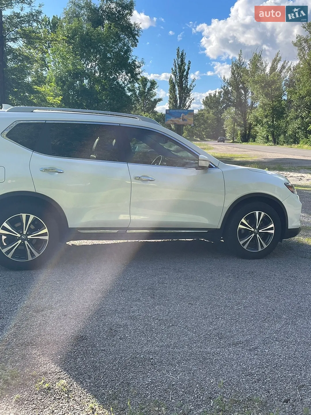 2017 Nissan Rogue - мініатюра 9