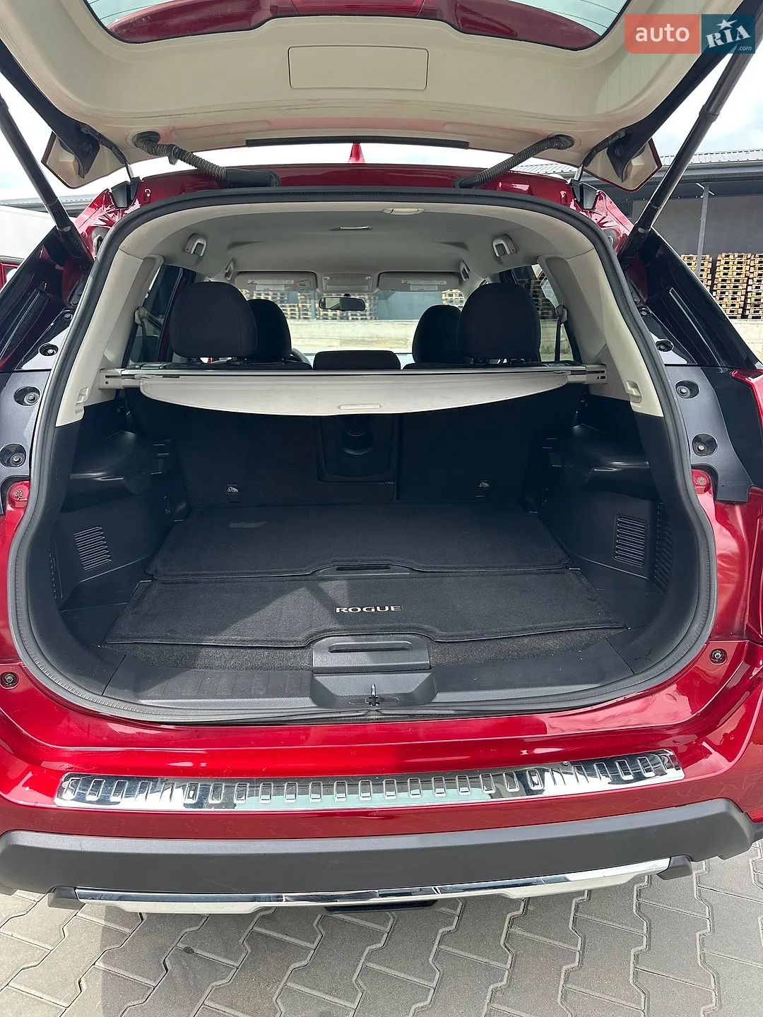 2018 Nissan Rogue - мініатюра 11
