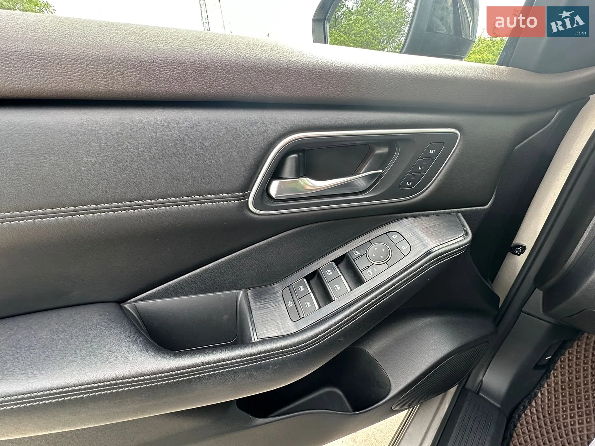 2021 Nissan Rogue - мініатюра 15