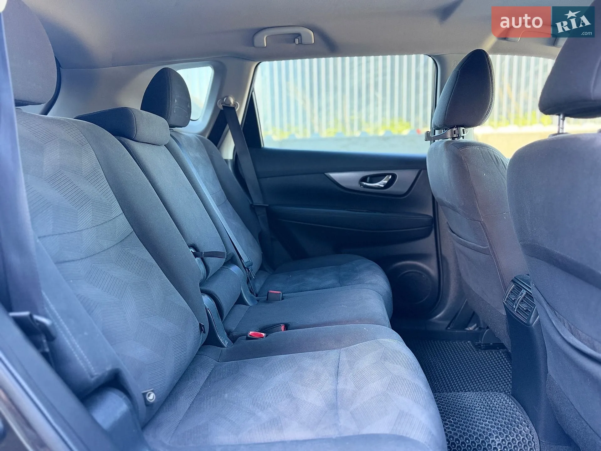 2016 Nissan Rogue - мініатюра 85