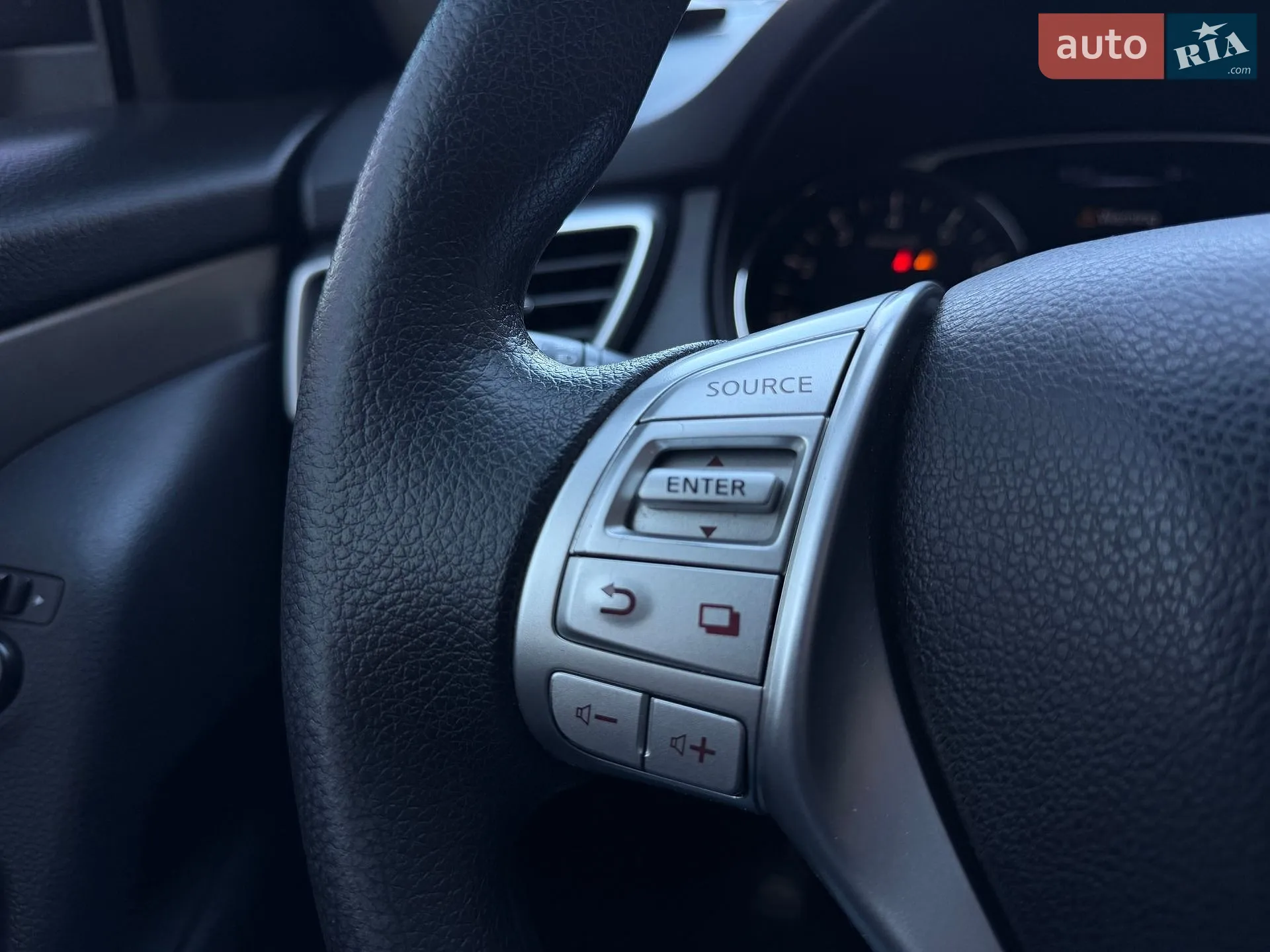 2016 Nissan Rogue - мініатюра 95