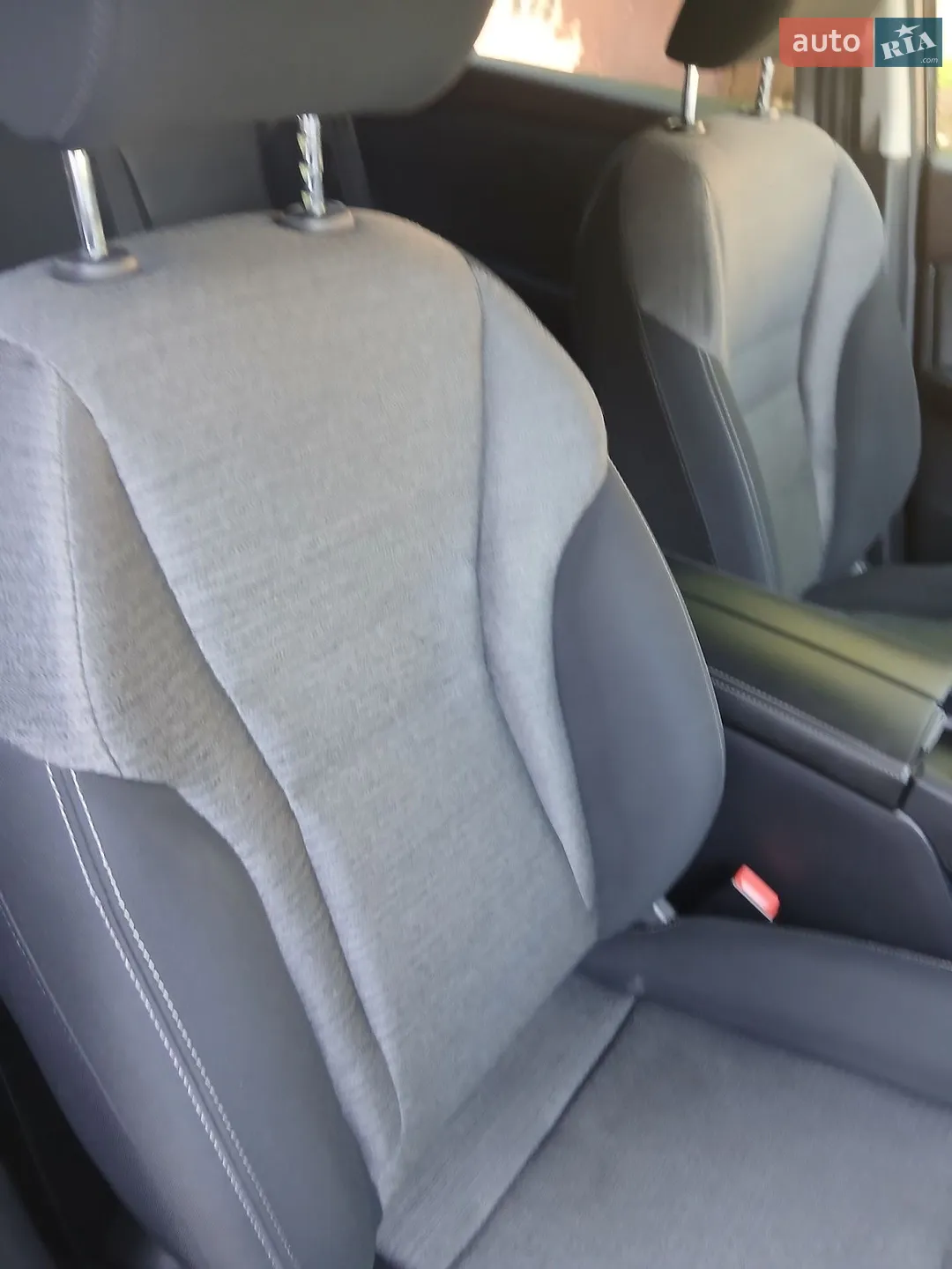 2021 Nissan Rogue - мініатюра 21