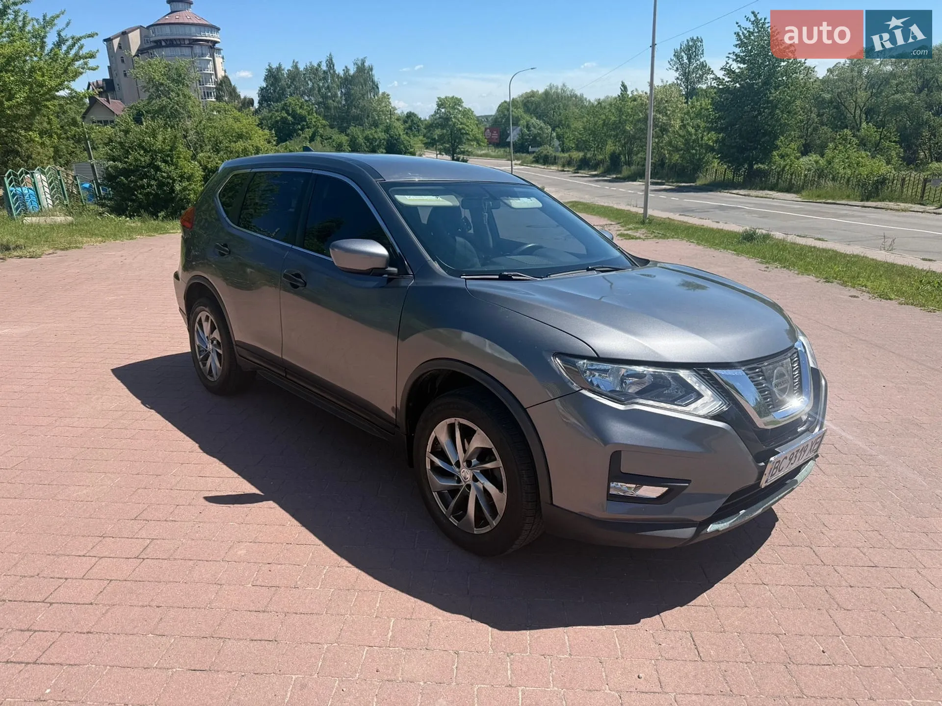 2017 Nissan Rogue - мініатюра 2