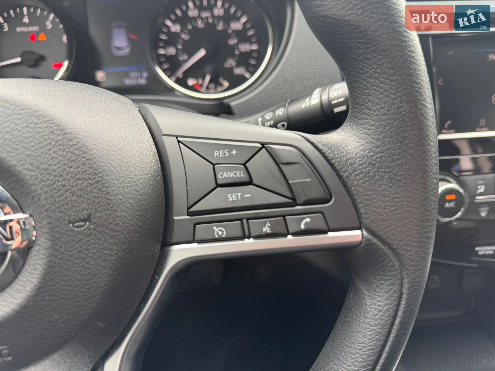 2019 Nissan Rogue - мініатюра 26