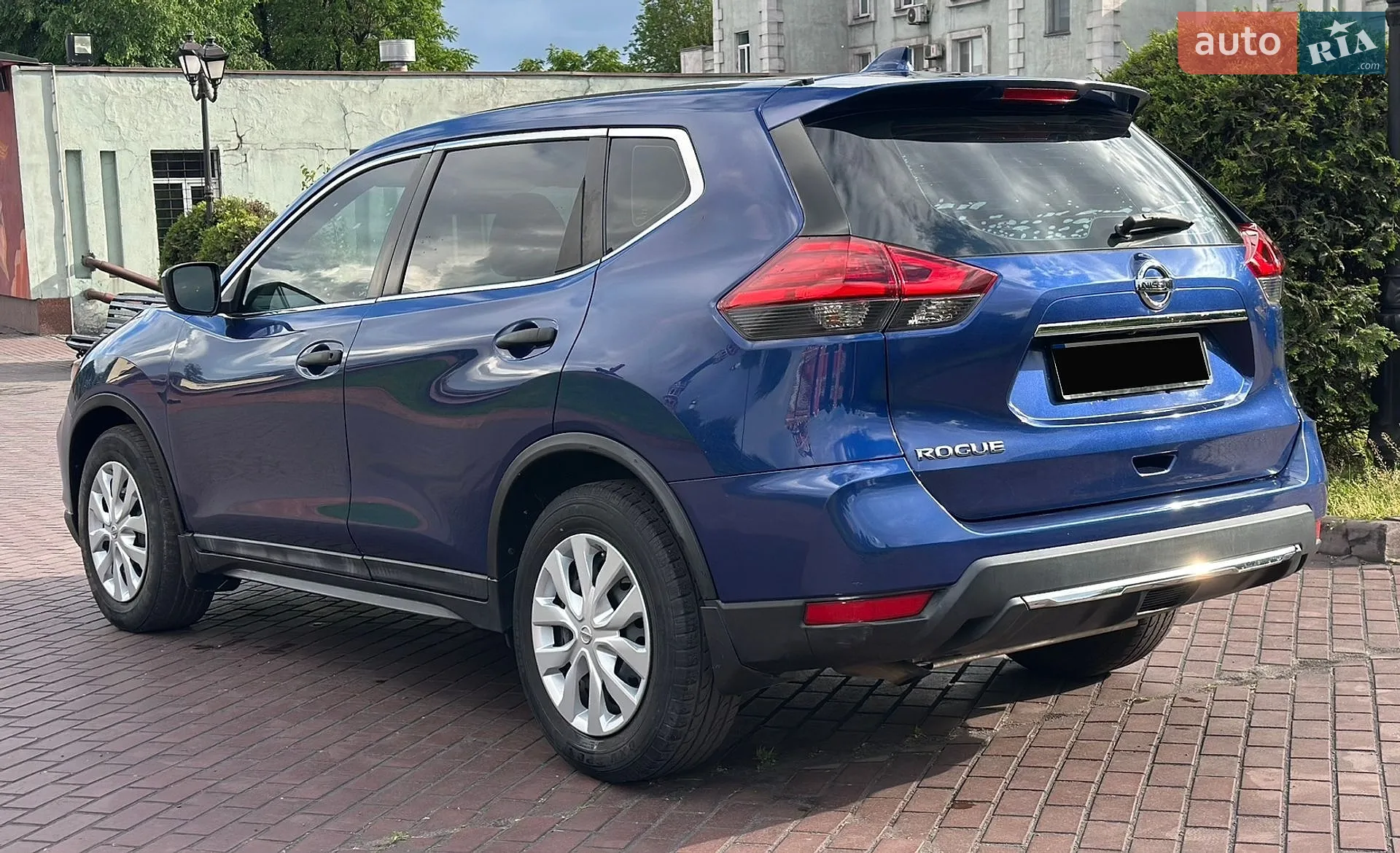 2017 Nissan Rogue - мініатюра 9