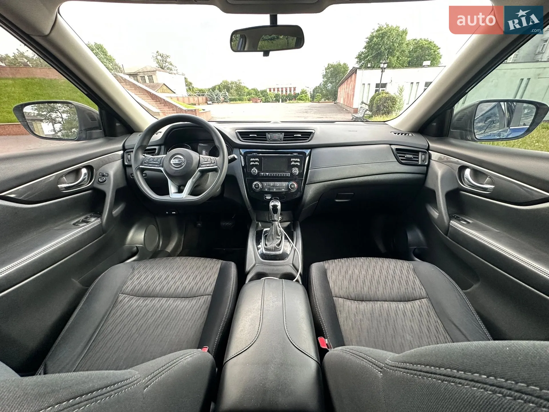 2017 Nissan Rogue - мініатюра 24