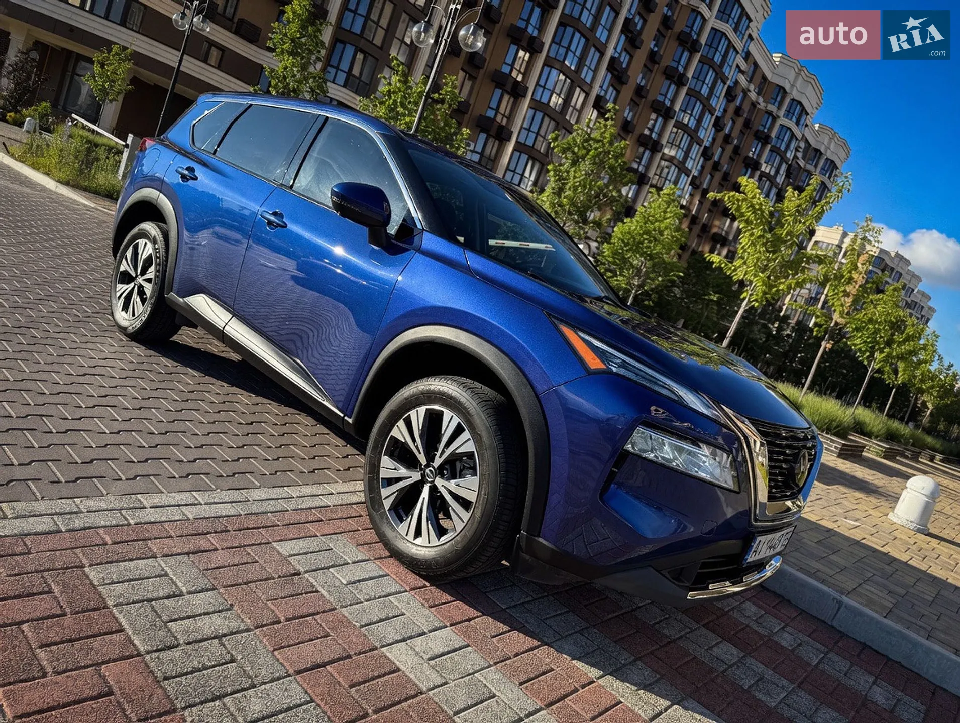 2021 Nissan Rogue - мініатюра 2