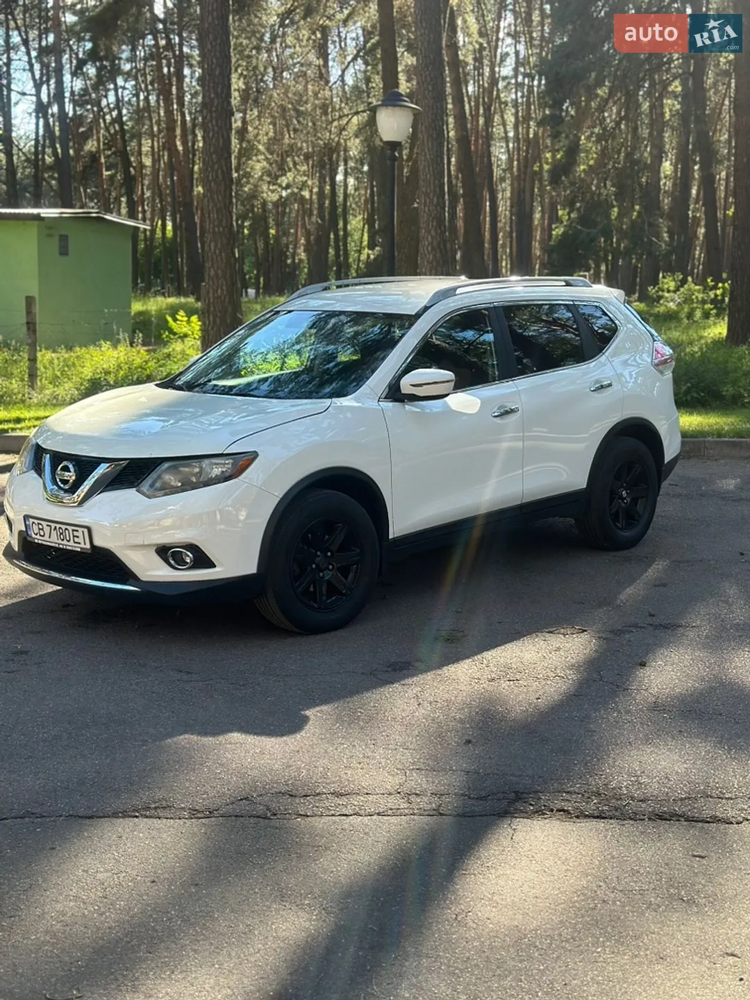 2016 Nissan Rogue - мініатюра 2