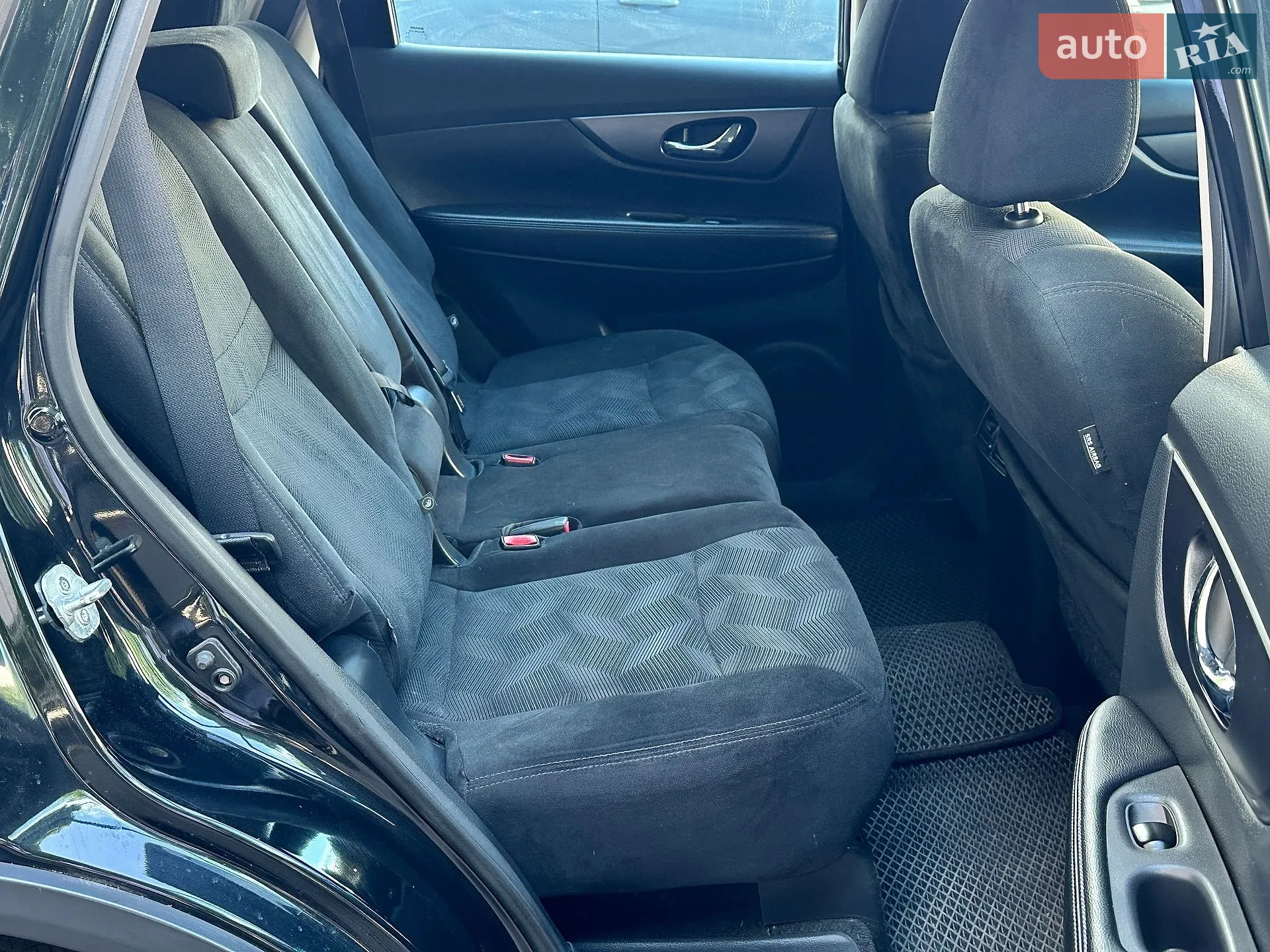 2016 Nissan Rogue - мініатюра 36