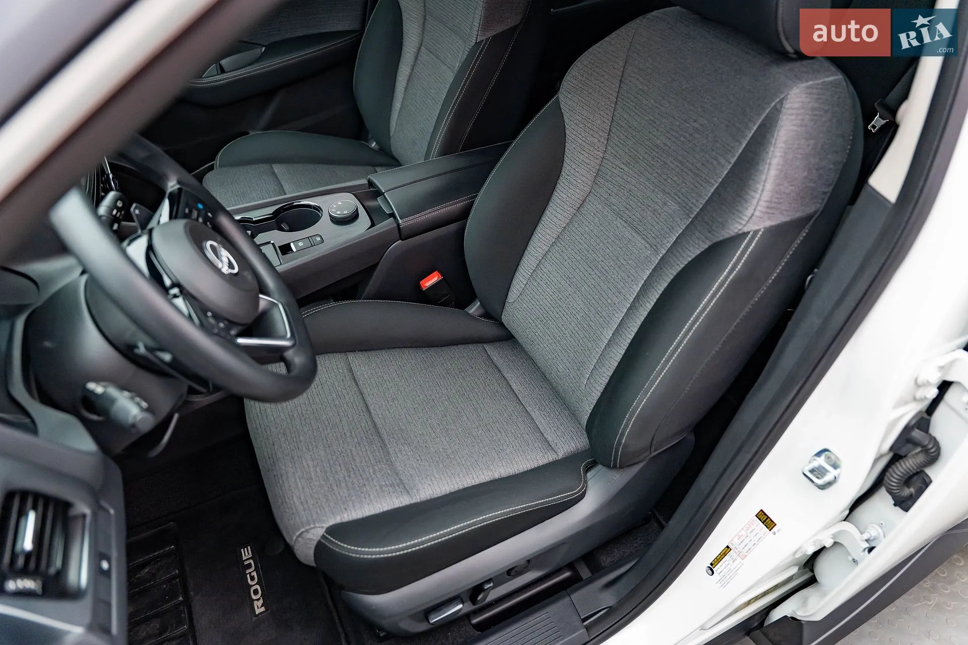 2022 Nissan Rogue - мініатюра 11