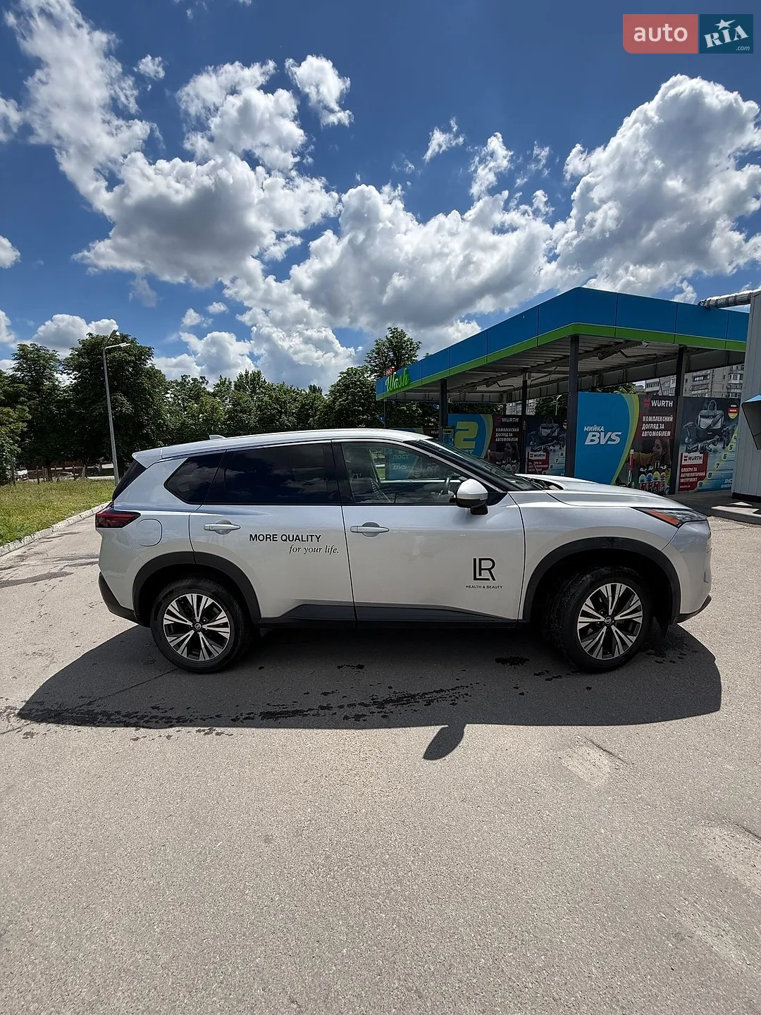 2021 Nissan Rogue - мініатюра 3