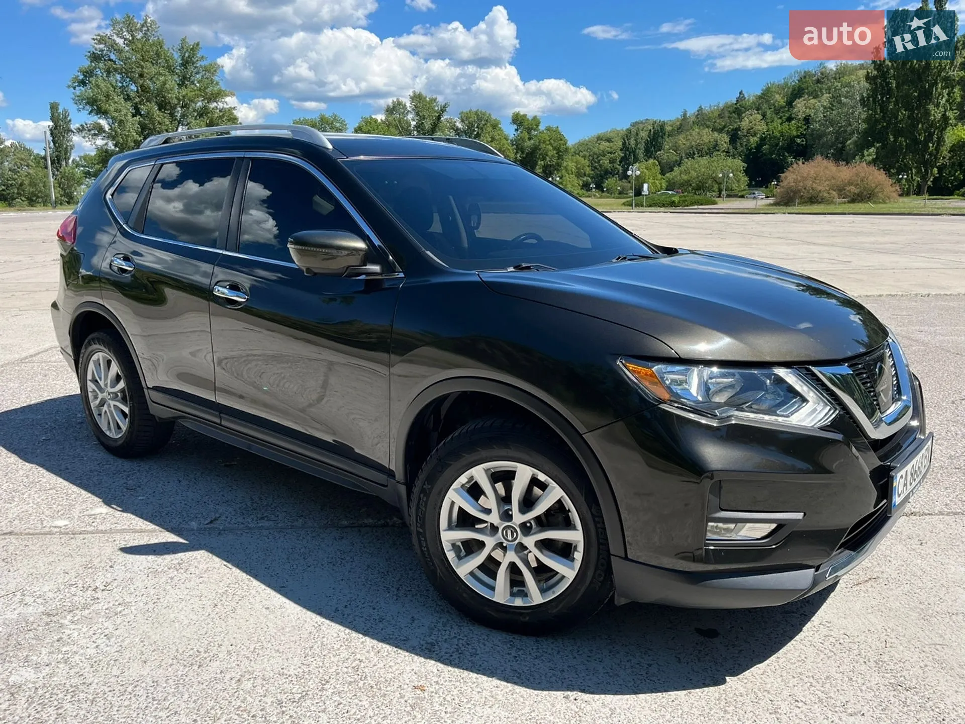 2017 Nissan Rogue - мініатюра 4