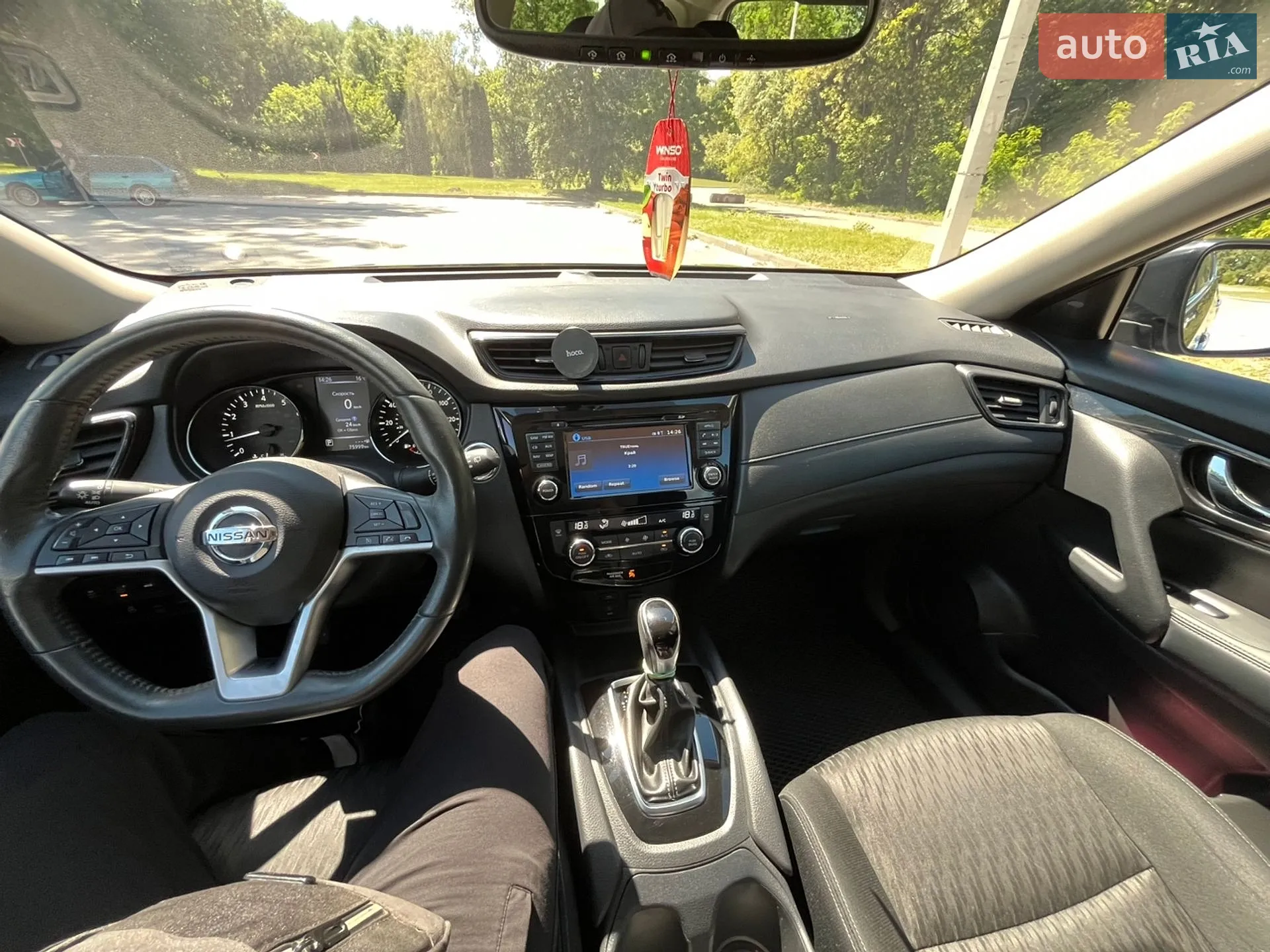 2017 Nissan Rogue - мініатюра 18
