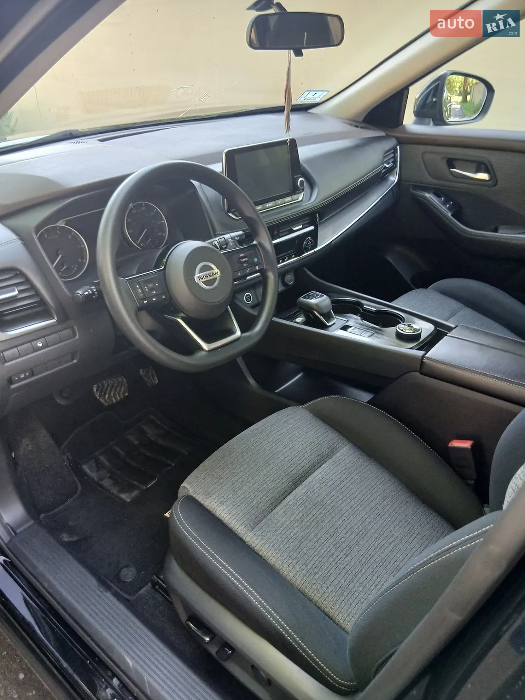 2021 Nissan Rogue - мініатюра 27