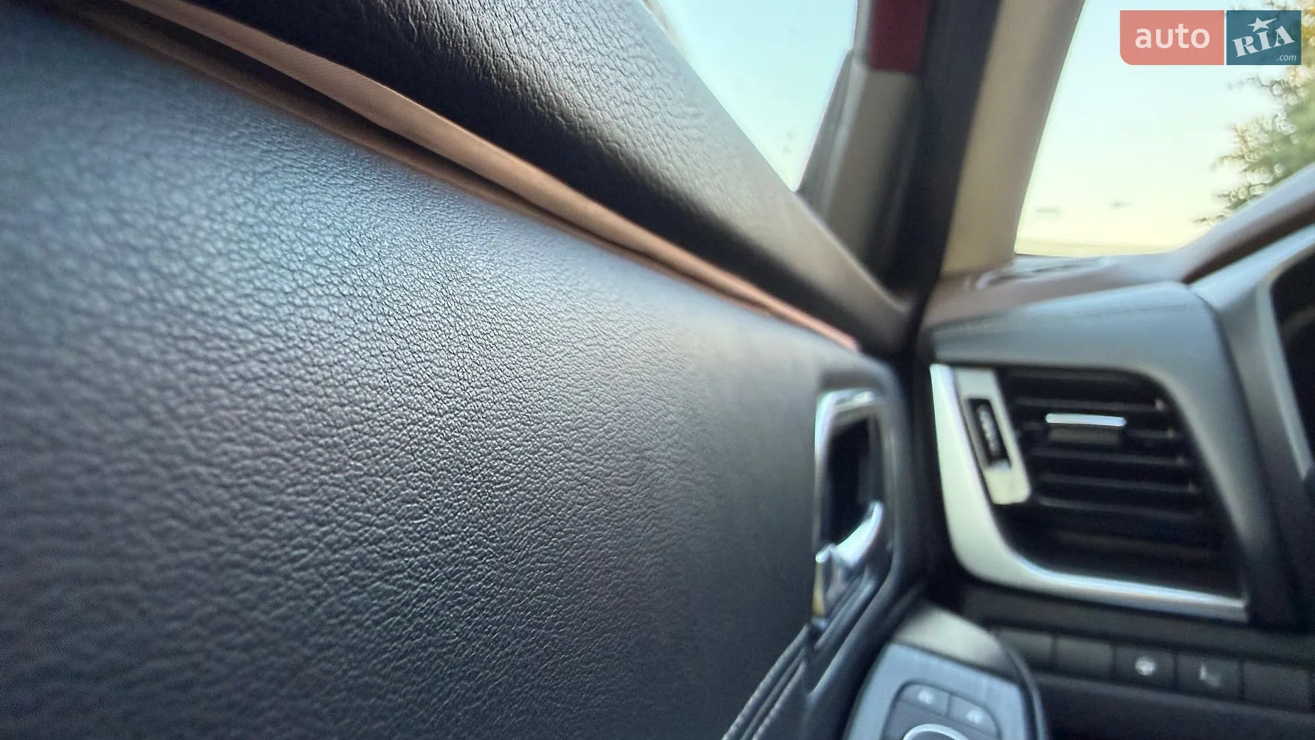 2021 Nissan Rogue - мініатюра 40