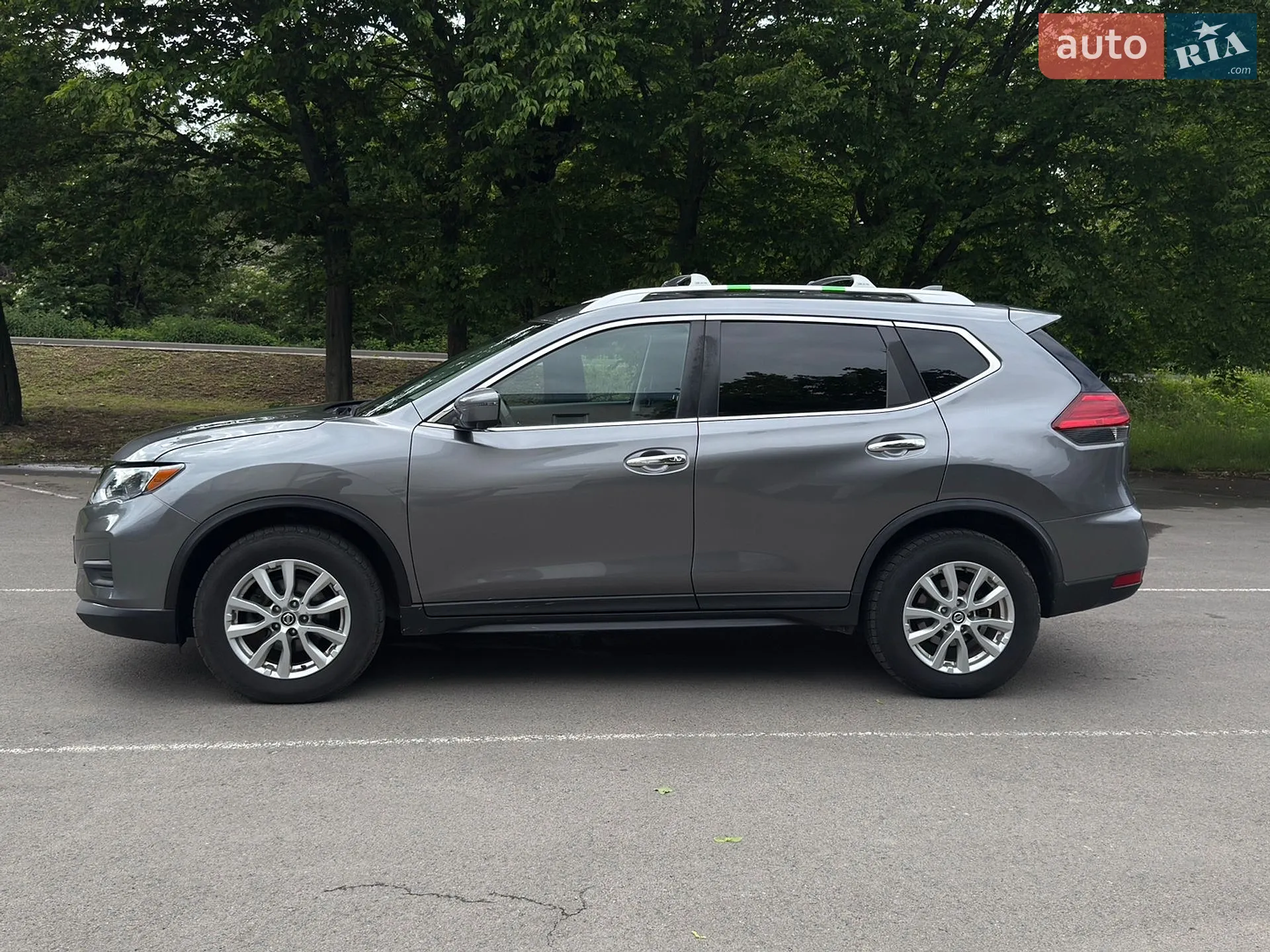 2017 Nissan Rogue - мініатюра 2