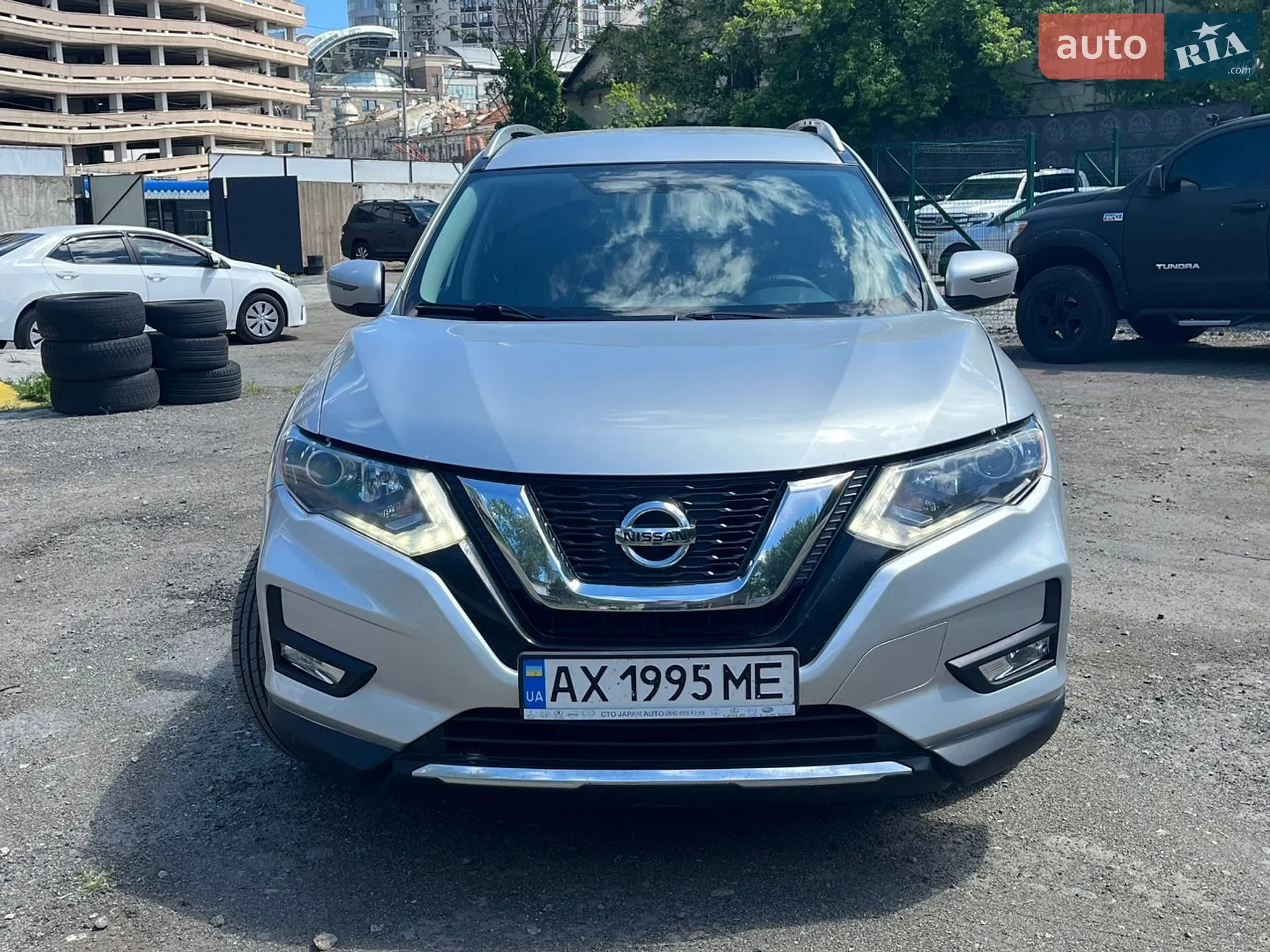 2017 Nissan Rogue - мініатюра 2