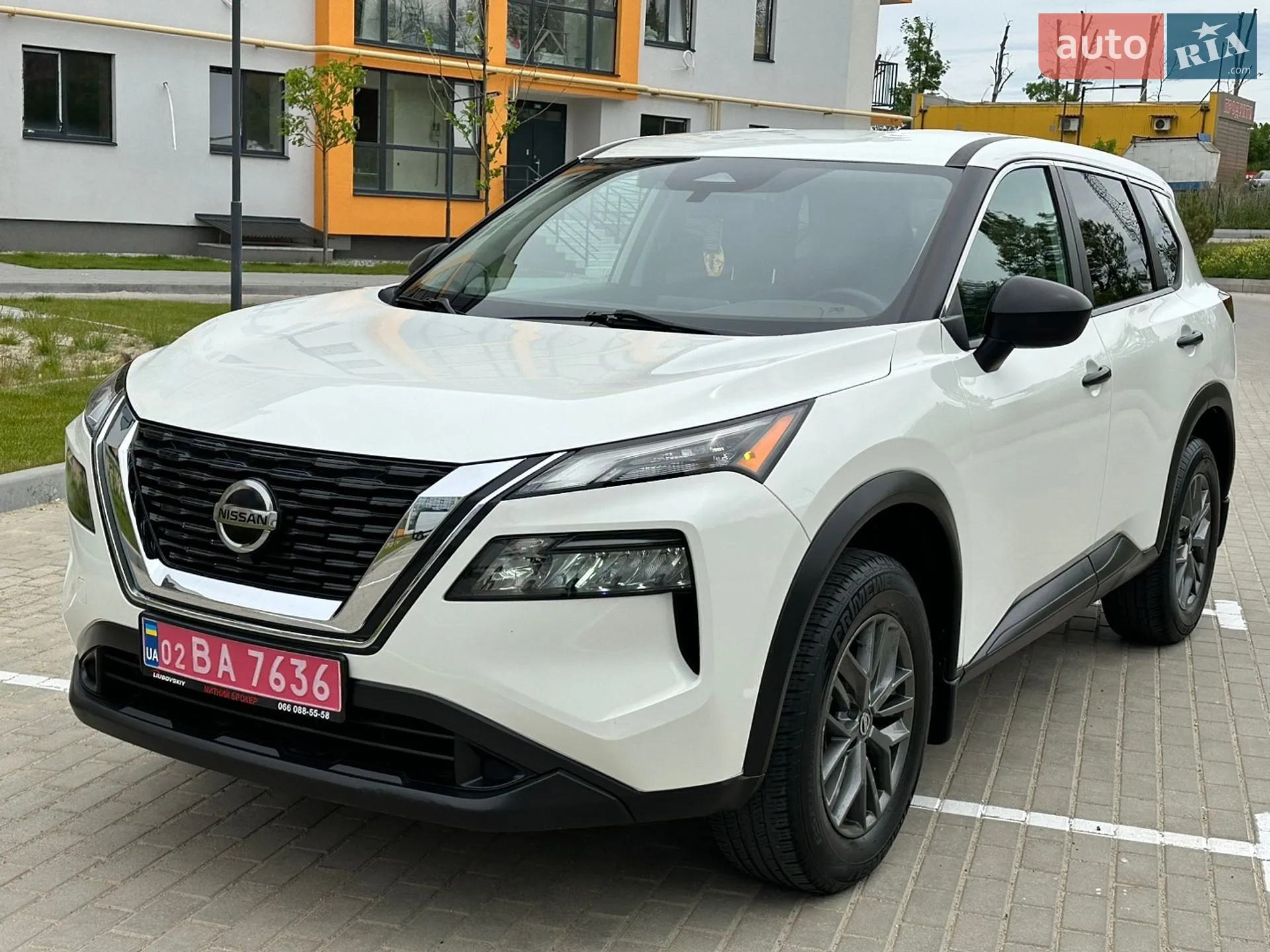 2021 Nissan Rogue - мініатюра 2