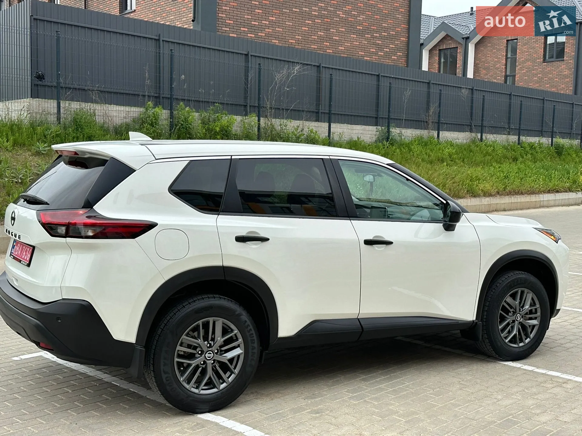 2021 Nissan Rogue - мініатюра 6