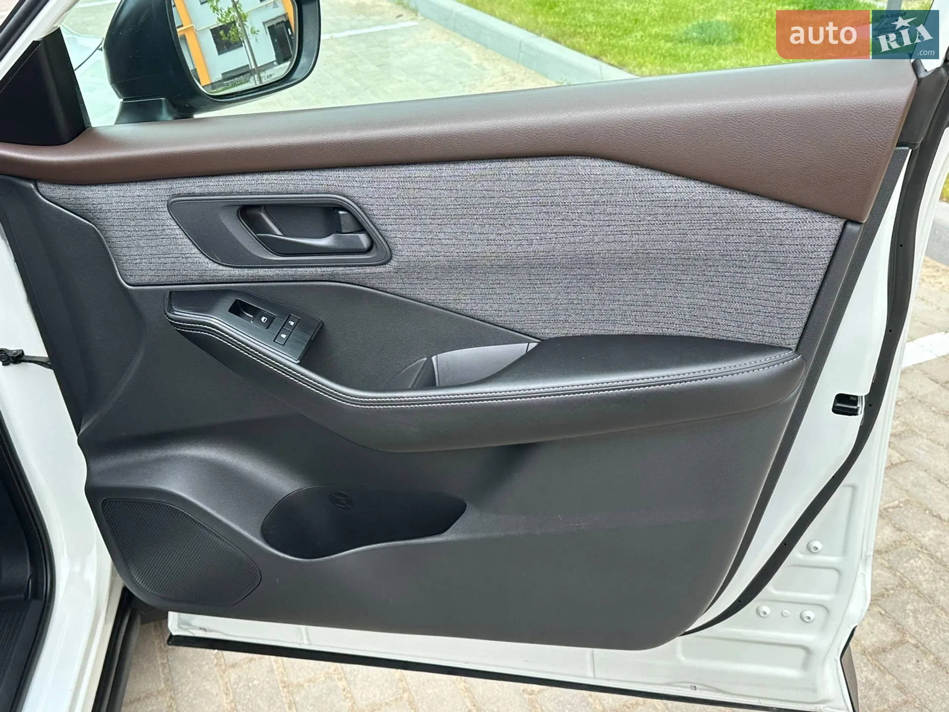 2021 Nissan Rogue - мініатюра 39