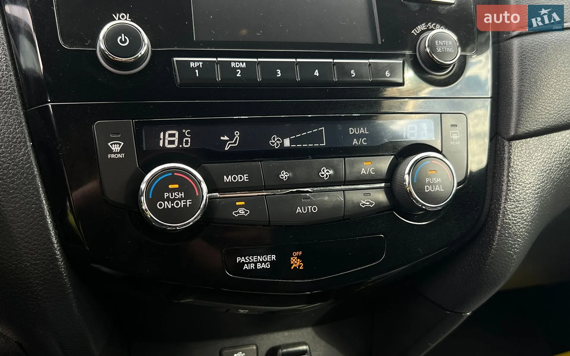 2016 Nissan Rogue - мініатюра 18