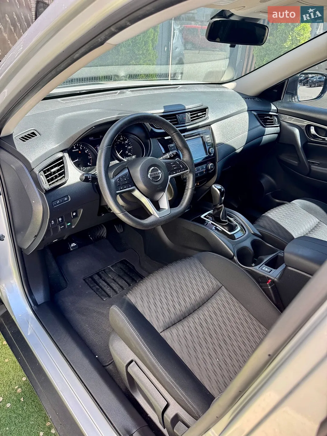 2019 Nissan Rogue - мініатюра 26