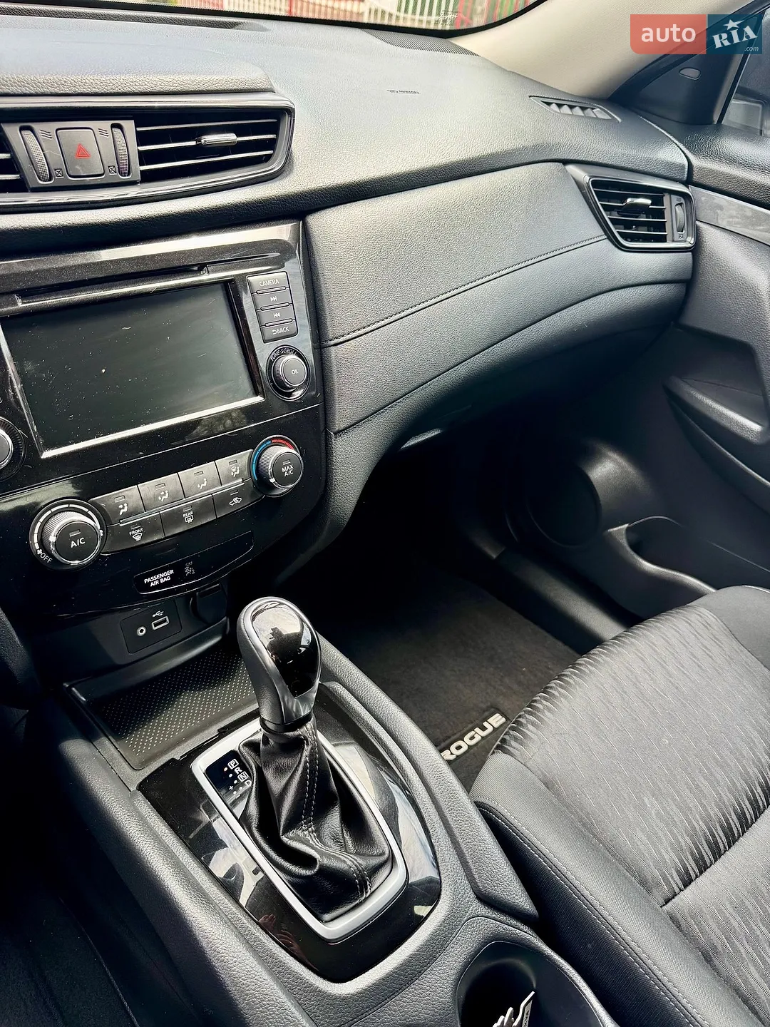 2019 Nissan Rogue - мініатюра 42