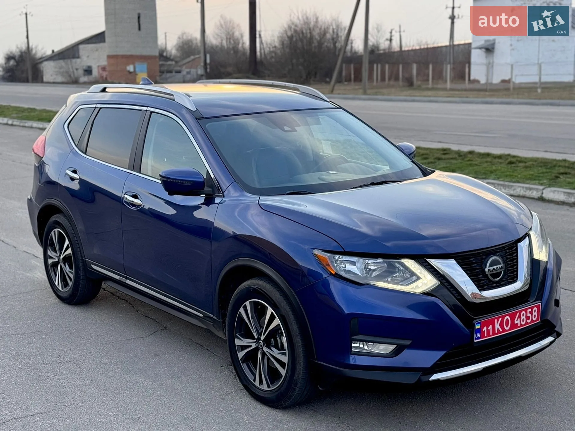 2018 Nissan Rogue - мініатюра 2