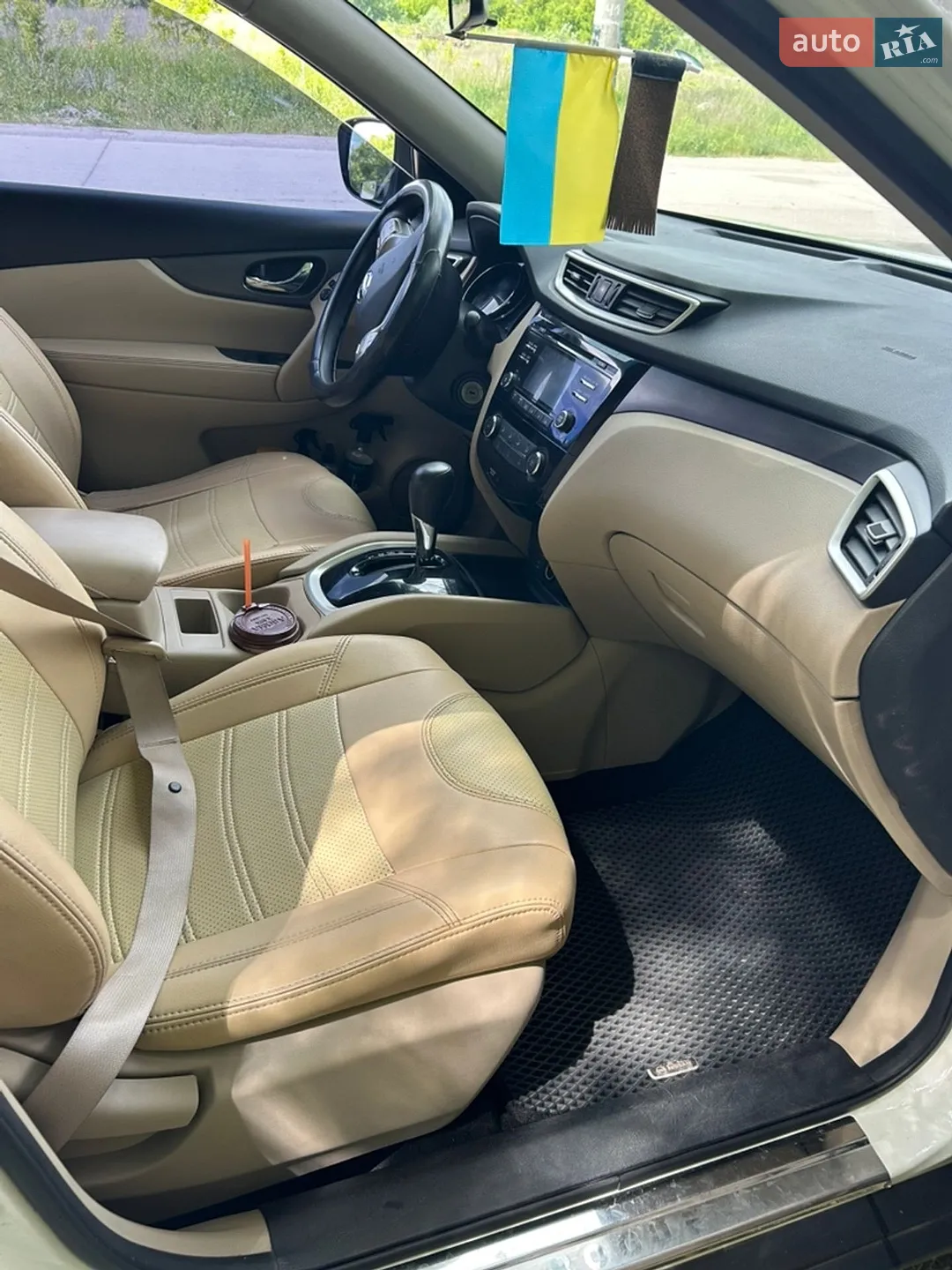 2016 Nissan Rogue - мініатюра 11