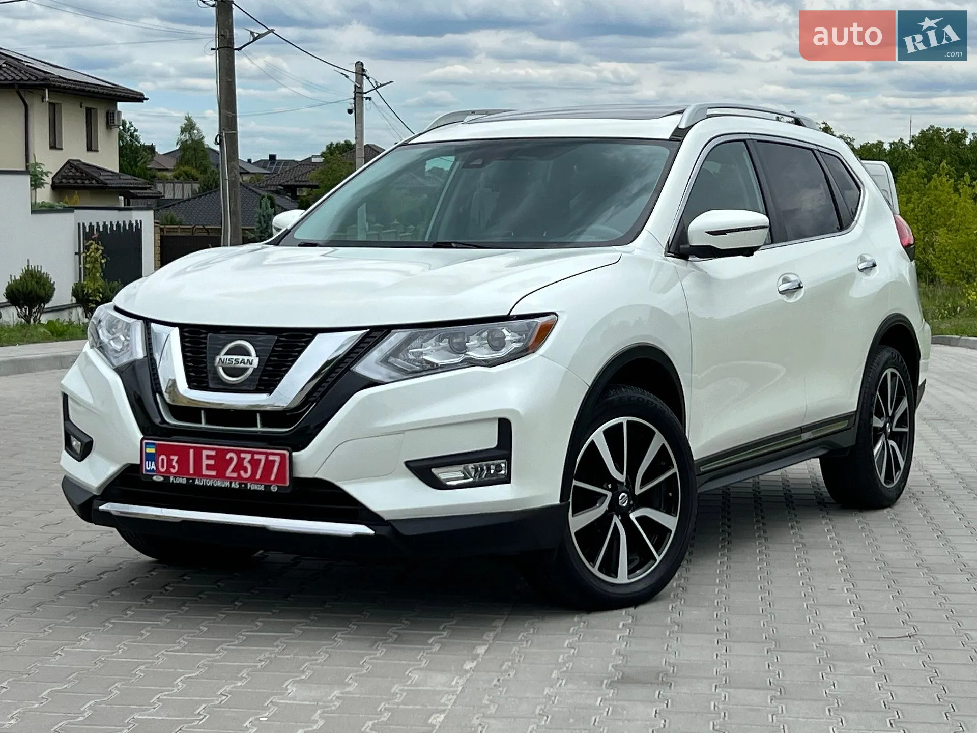 2017 Nissan Rogue - мініатюра 3