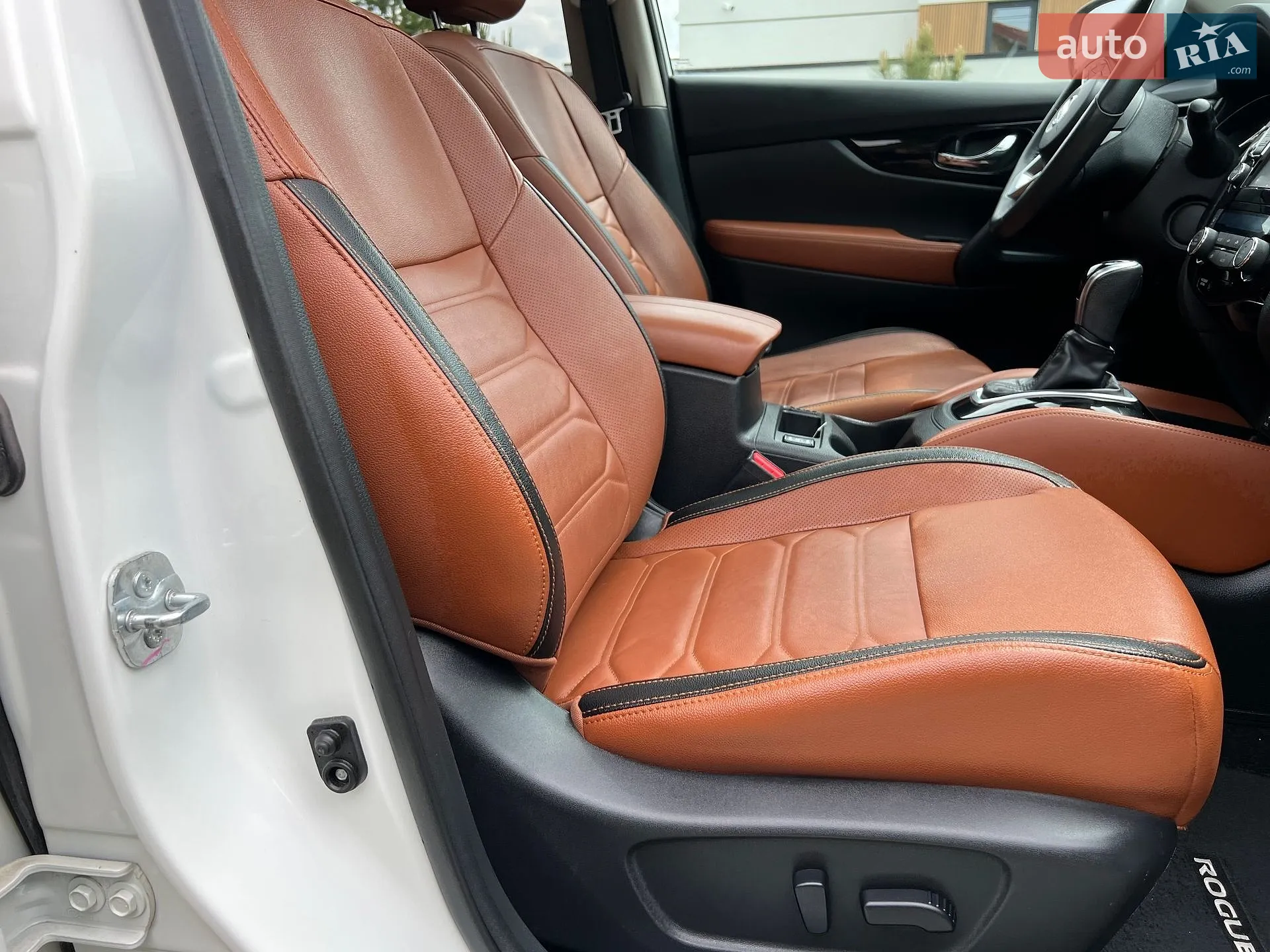2017 Nissan Rogue - мініатюра 19