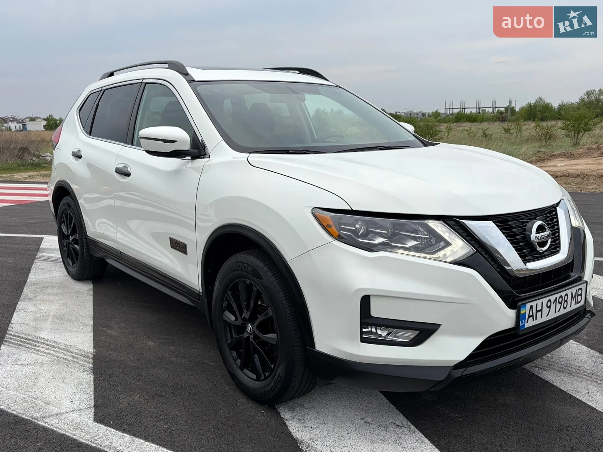 2017 Nissan Rogue - мініатюра 13
