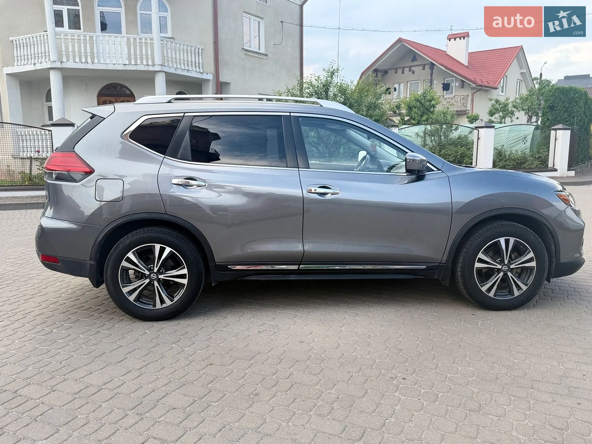 2017 Nissan Rogue - мініатюра 8